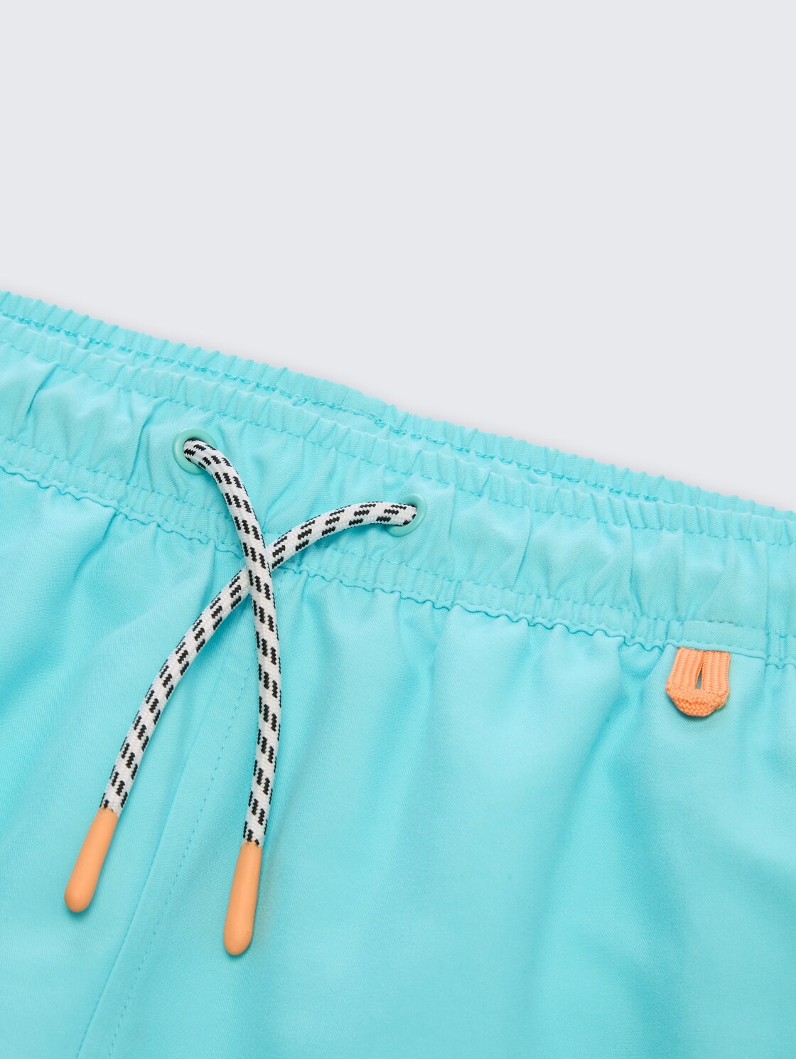 Badeshorts mit Kordelzug - river teal - Detail-Model-Ansicht
