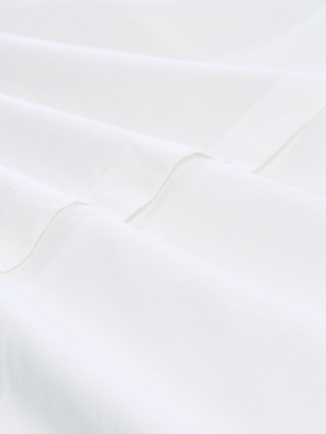 Boxy Fit Hemdbluse aus Baumwolle - White - Material-Ansicht