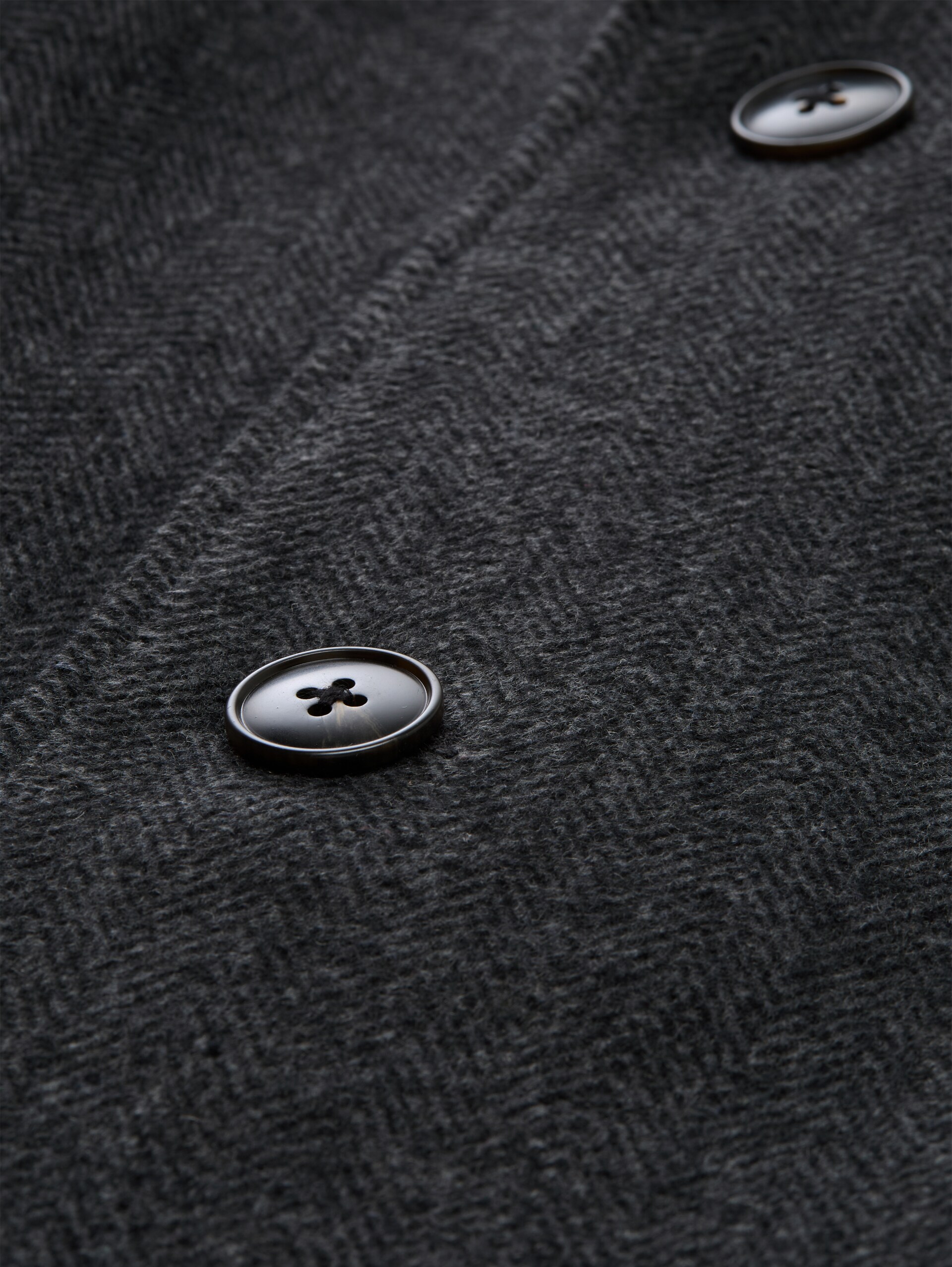 Wollmantel mit Reverskragen - dark grey black herringbone - Produkt-Detail-Ansicht