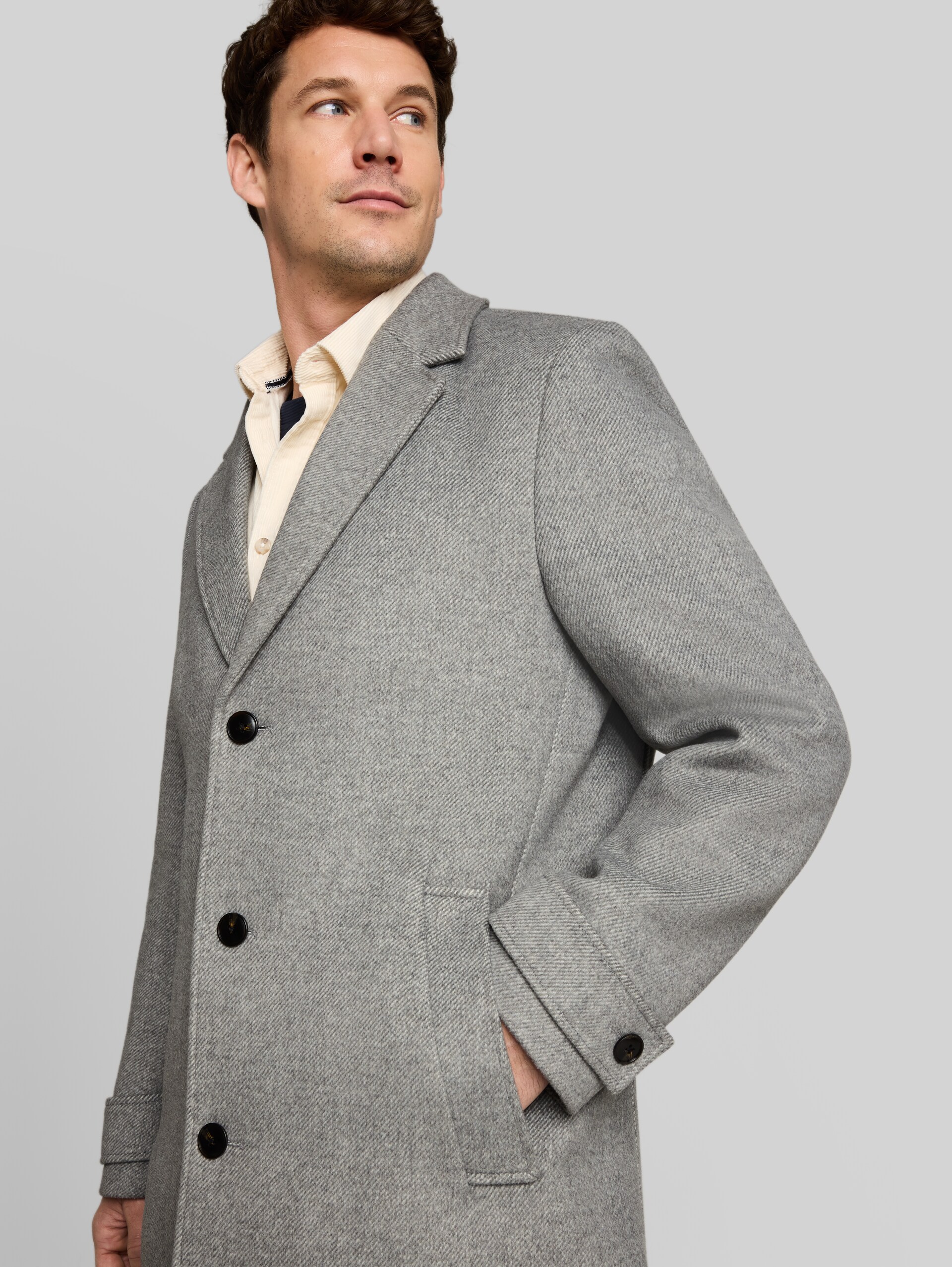 Wollmantel mit Reverskragen - mid grey melange twill - Detail-Model-Ansicht