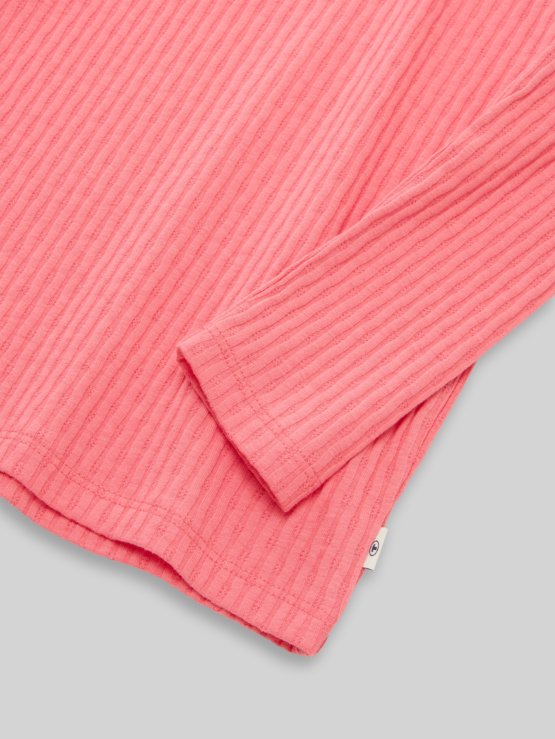Langarmshirt mit Rippstruktur - pink dream - Detail-Model-Ansicht