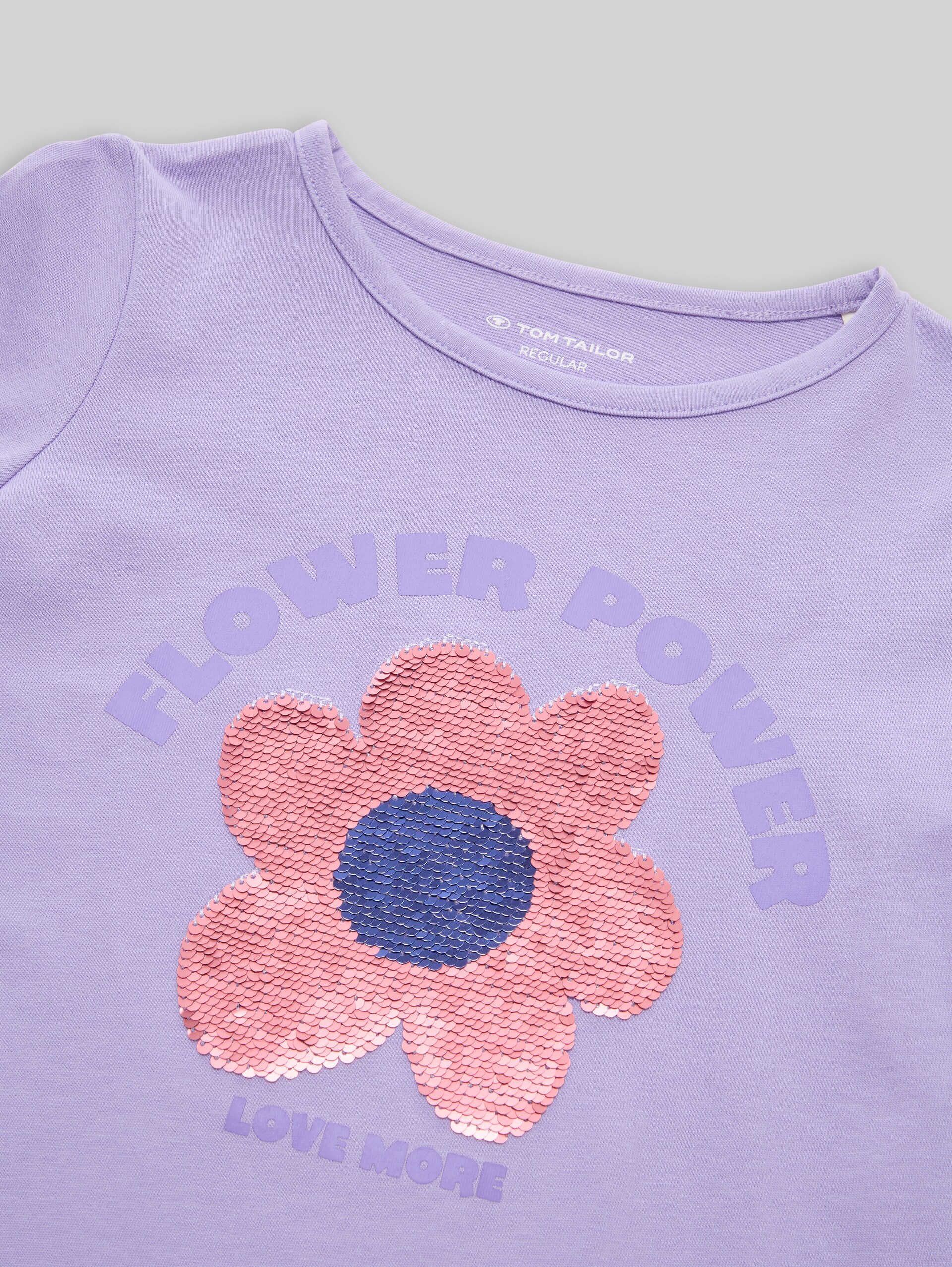 Langarmshirt mit Wendepailletten - sweet purple - Detail-Model-Ansicht