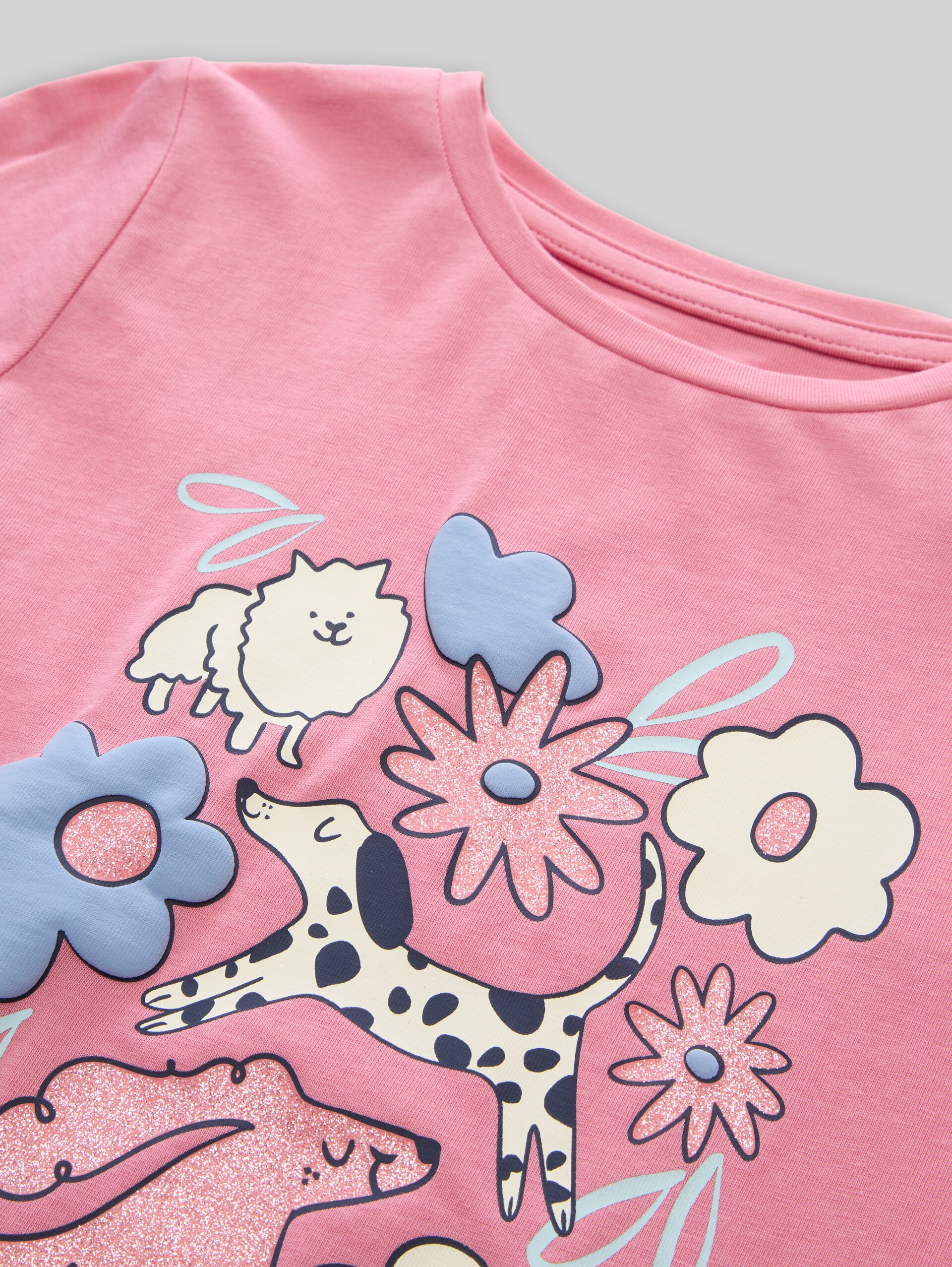 Langarmshirt mit 3D-Print - smooth rose - Detail-Model-Ansicht