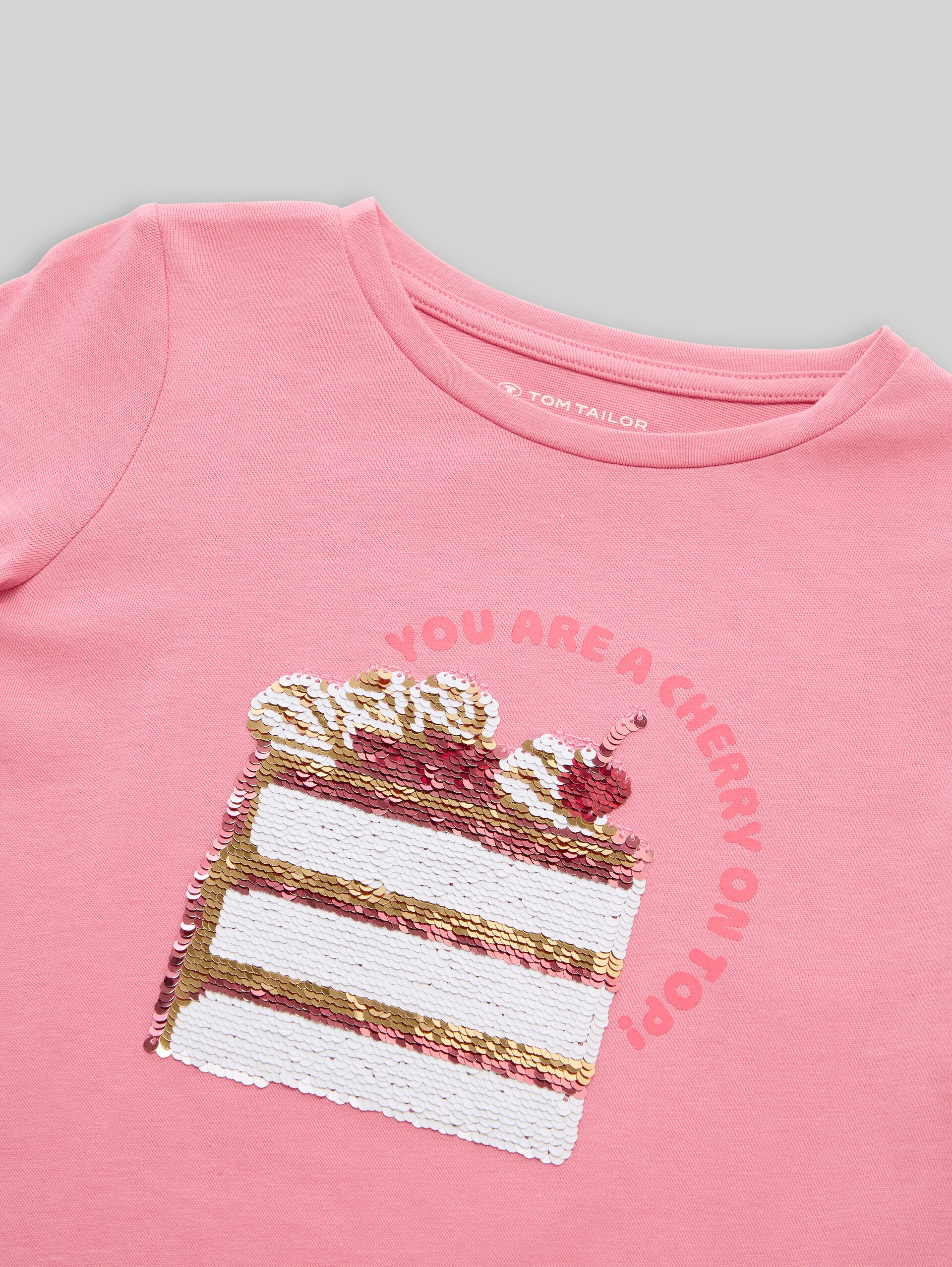 Langarmshirt mit Wendepailletten - smooth rose - Detail-Model-Ansicht
