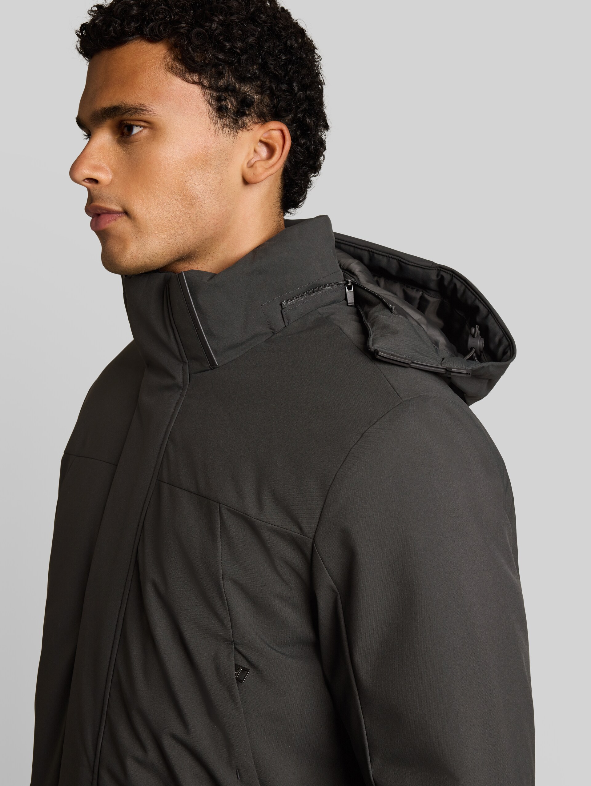 Parka met relaxte pasvorm en afneembare capuchon - Coal Mine Grey - Detailaanzicht model