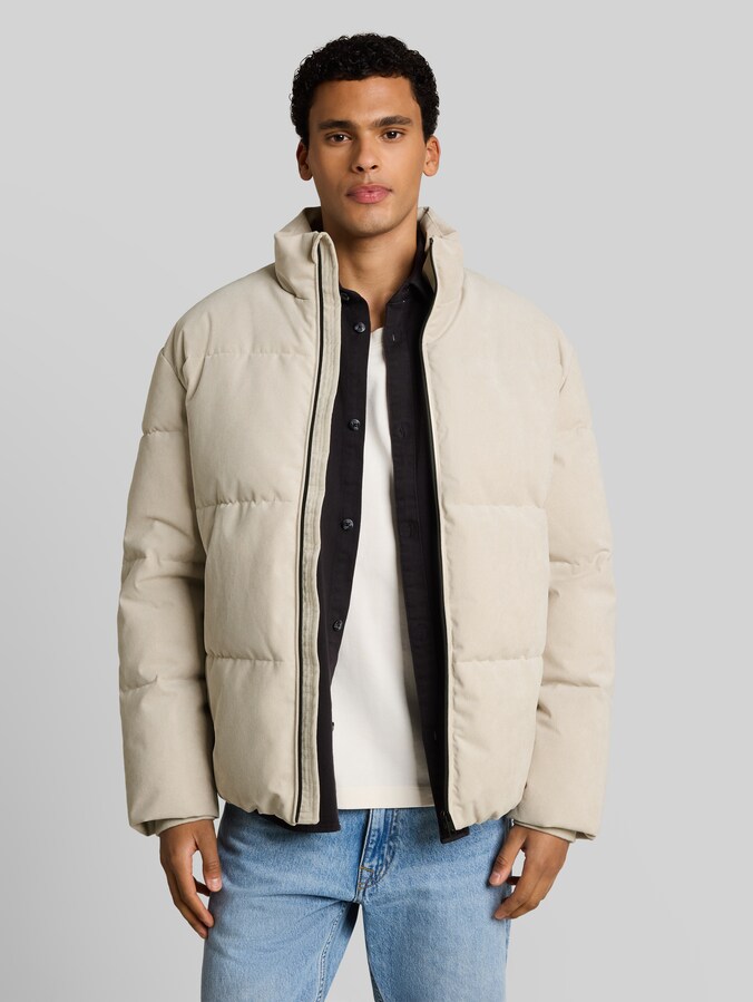 Relaxed Fit Cord Pufferjacke von Denim Male, Dusty Beige
