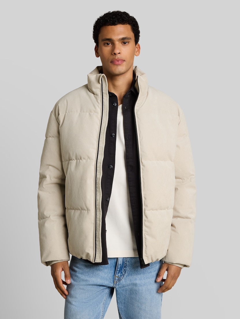Relaxed Fit Cord Pufferjacke von Denim Male, Dusty Beige