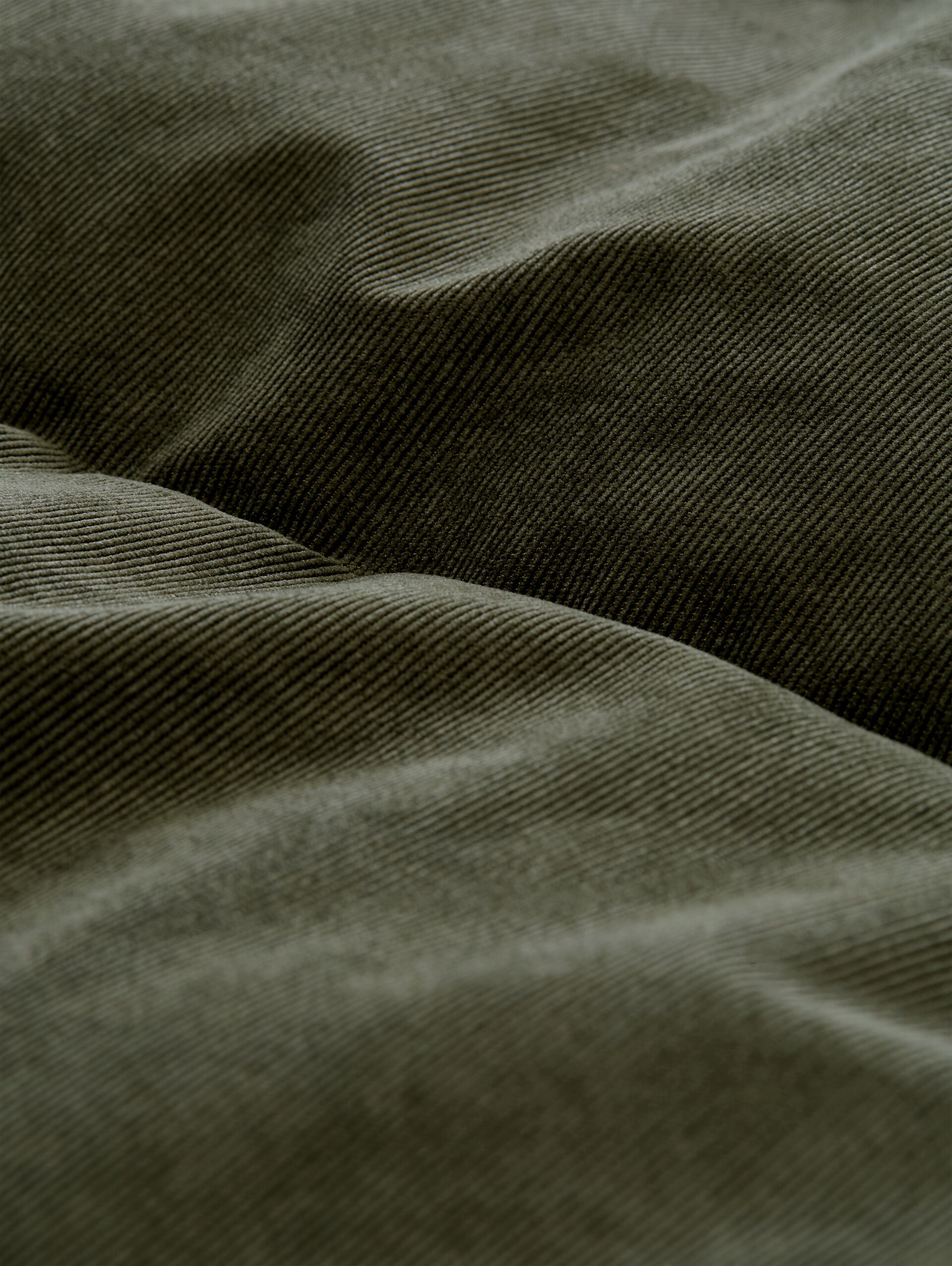 Relaxed Fit Cord Pufferjacke - urban olive green - Produkt-Detail-Ansicht