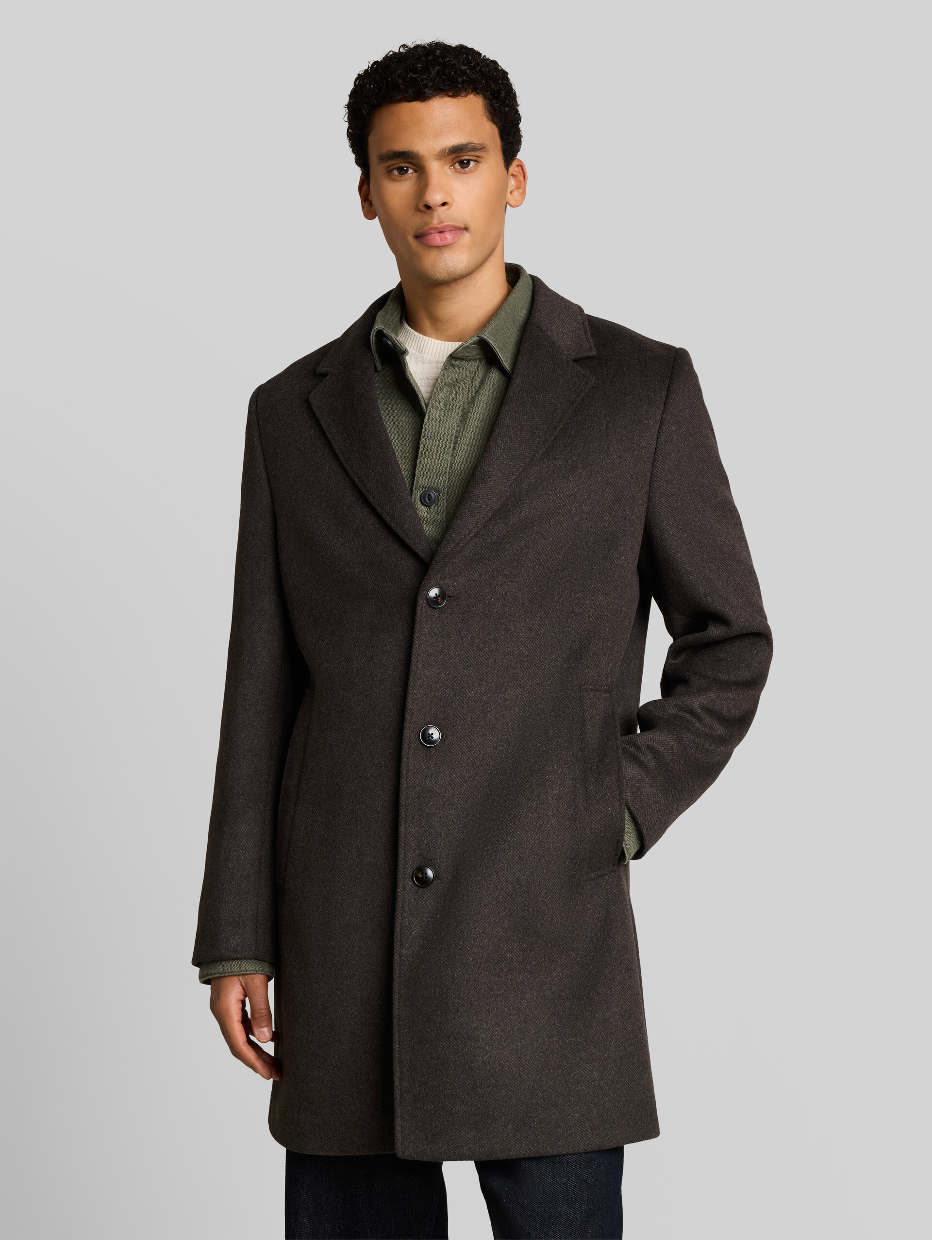 Relaxed fit wollen jas met reverskraag - brown melange herringbone - Model vooraanzicht