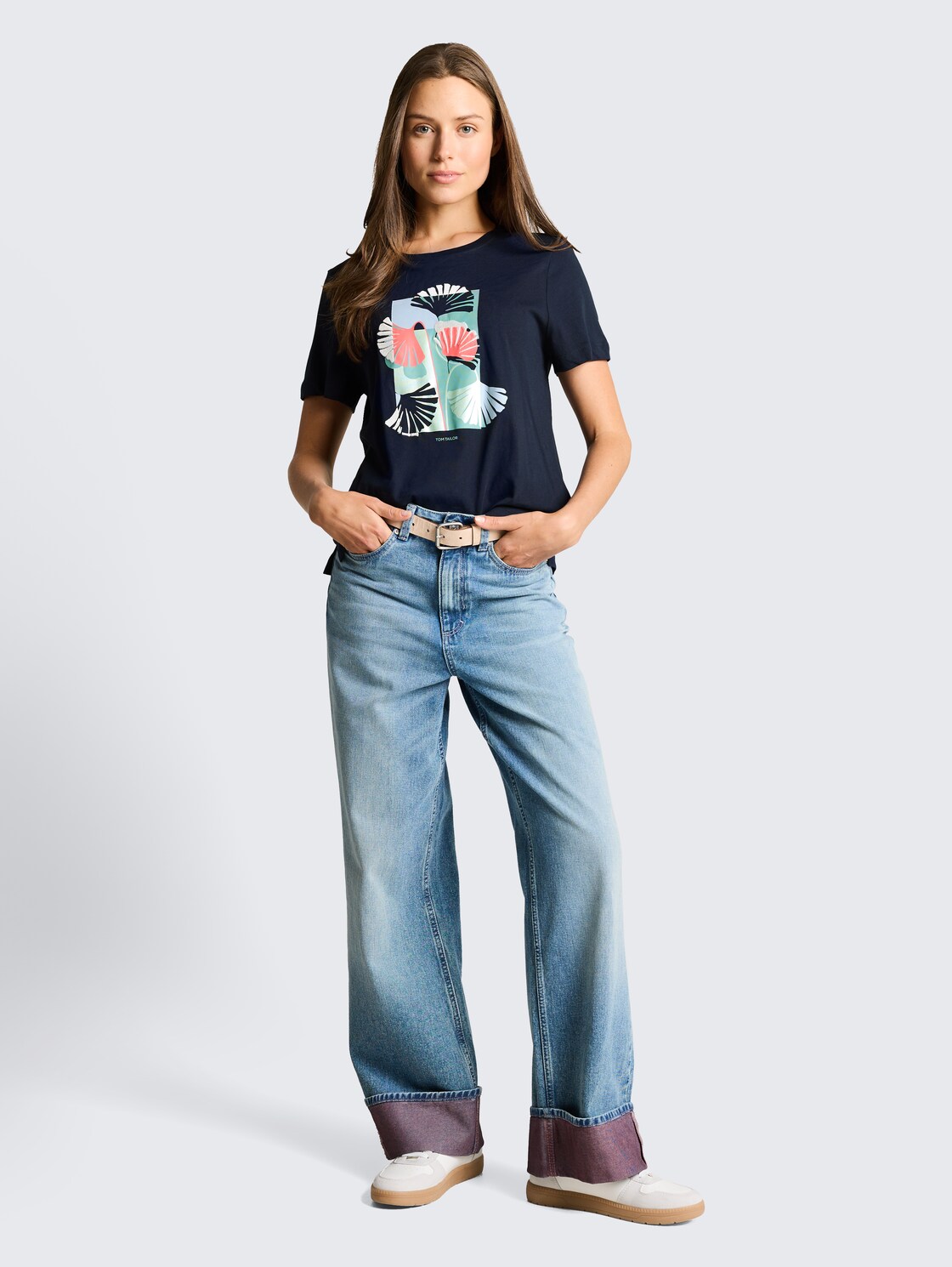T-Shirt mit Print - sky captain blue - Model-Vorderansicht