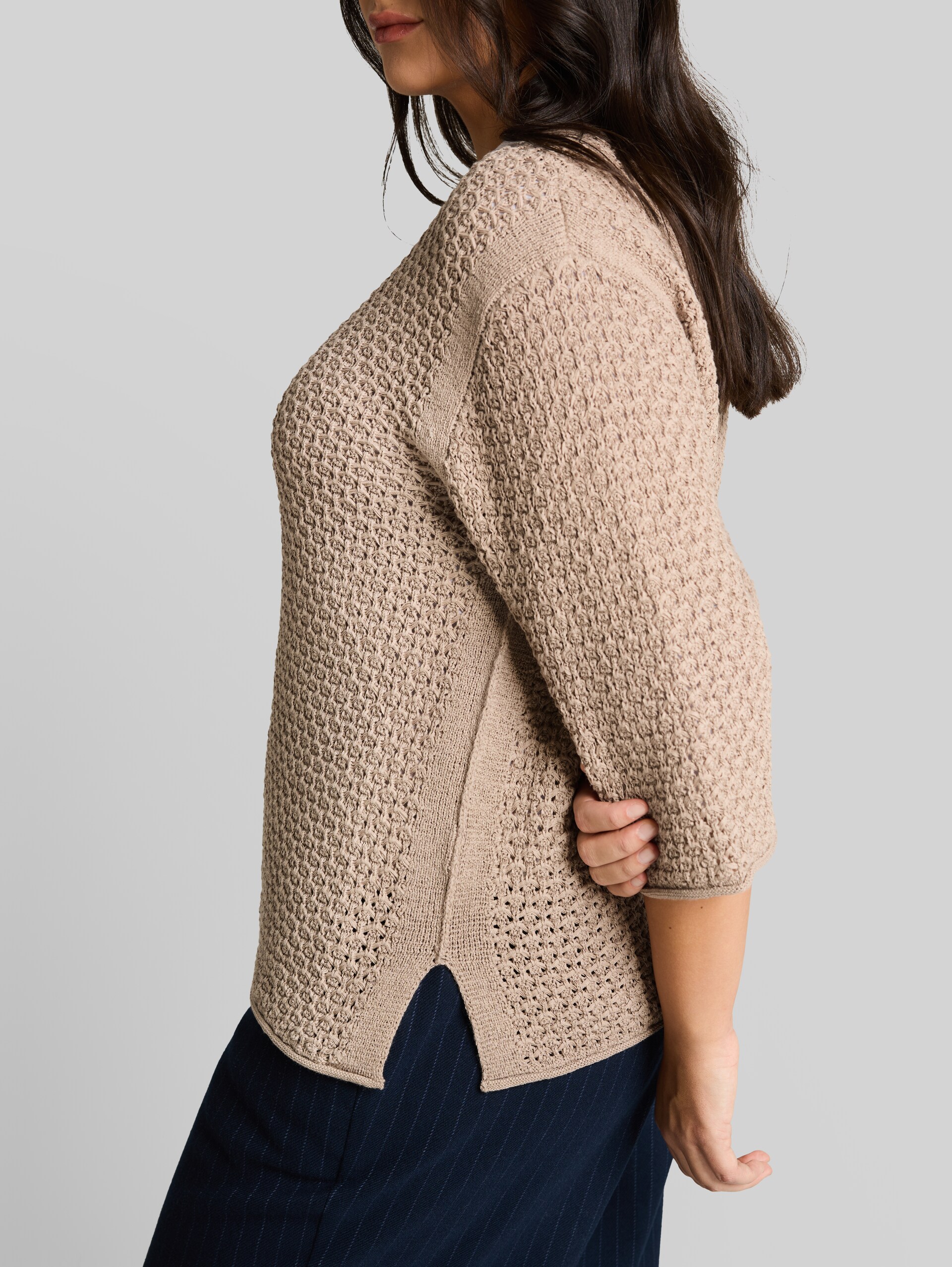 Plus Size - loose fit knitted jumper with eyelet pattern - soft taupe grey - Detail model view