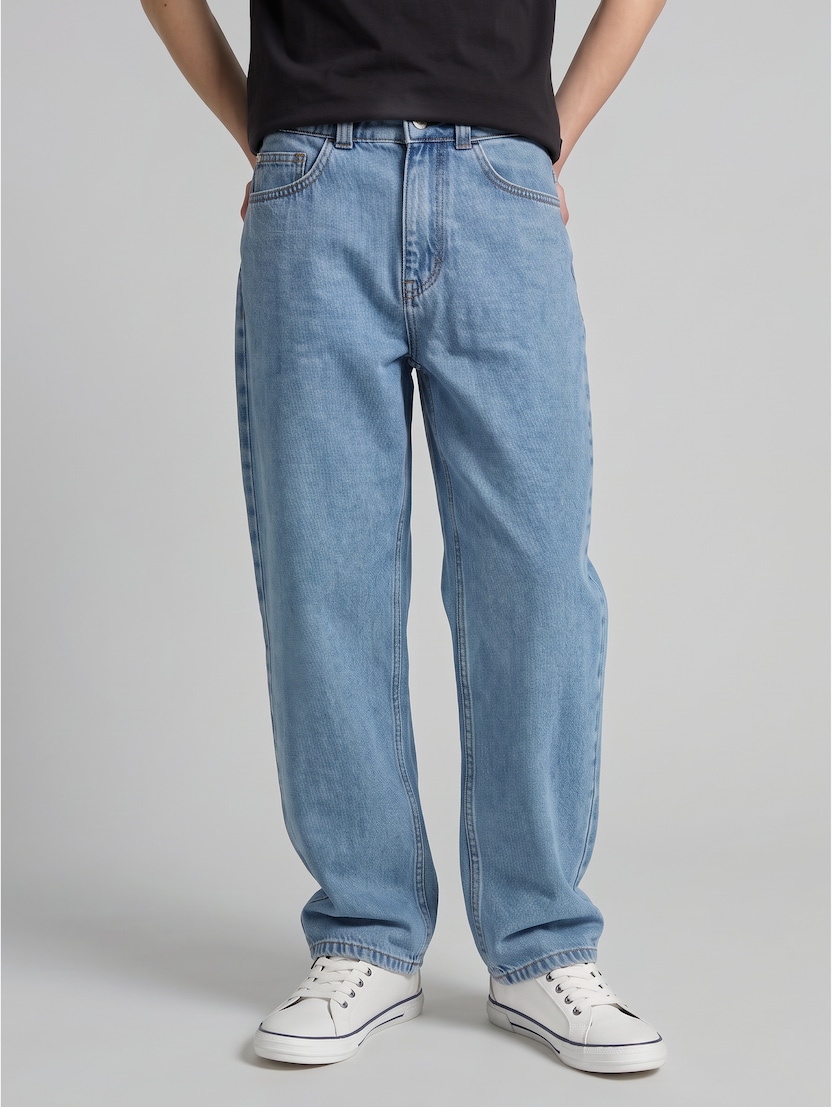 Super baggy fit jeans door Teen Boys, mid stone bright blue denim