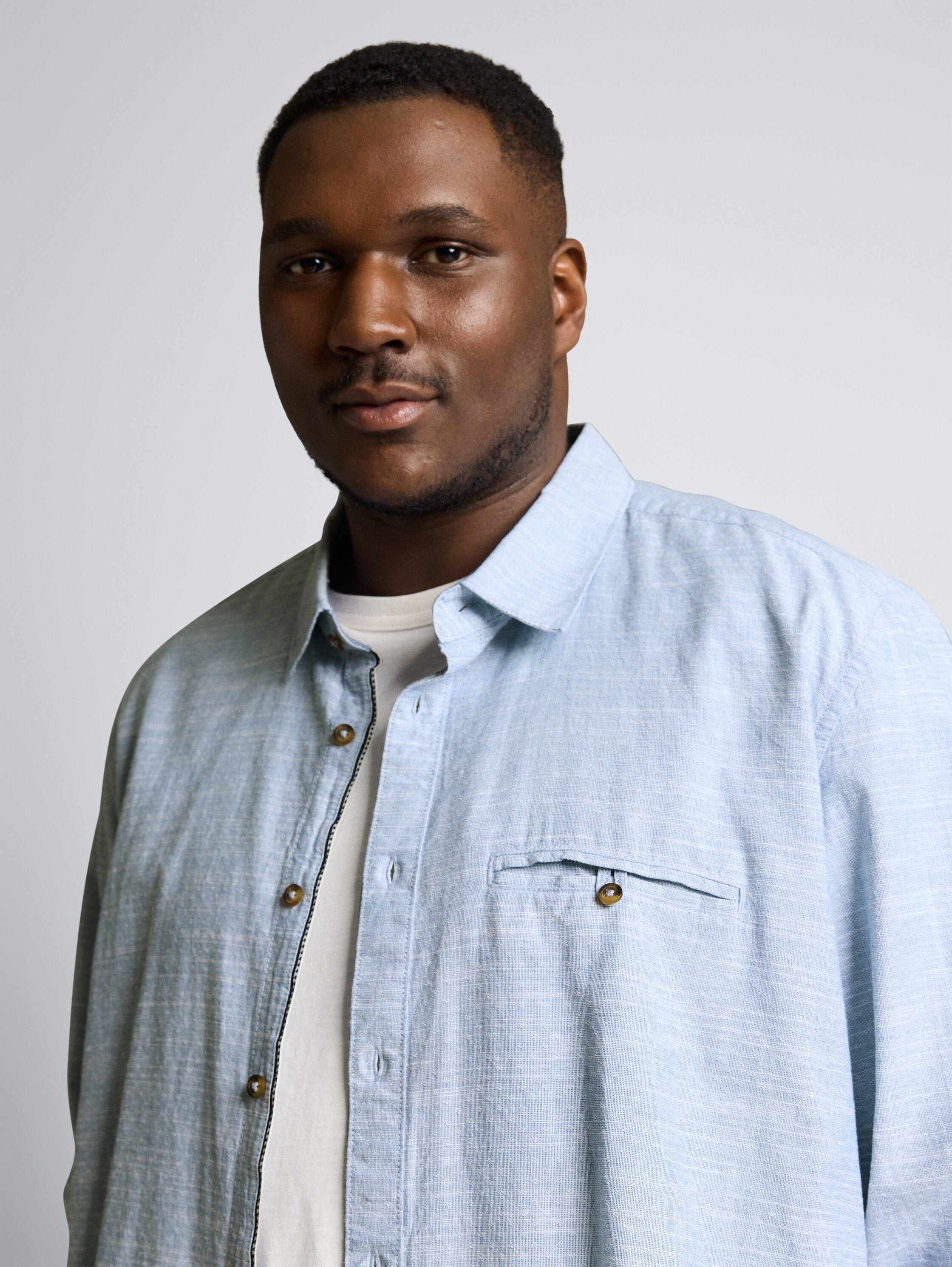 Plus Size - Regular Fit Hemd mit Turn-Up-Funktion - blue petrol structure - Detail-Model-Ansicht