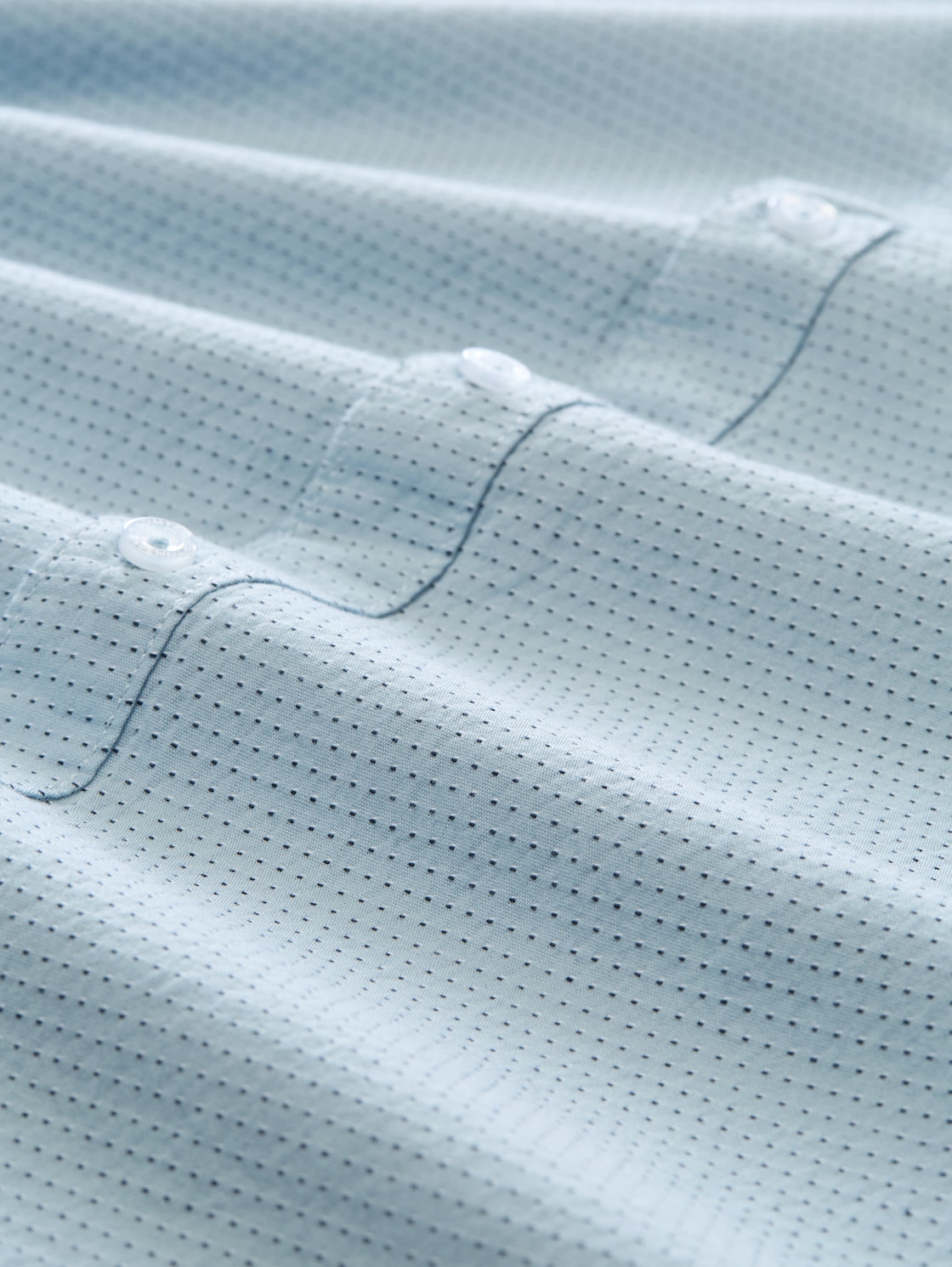 Plus Size - Regular Fit Kurzarmhemd aus Baumwolle - light blue dot structure - Material-Ansicht