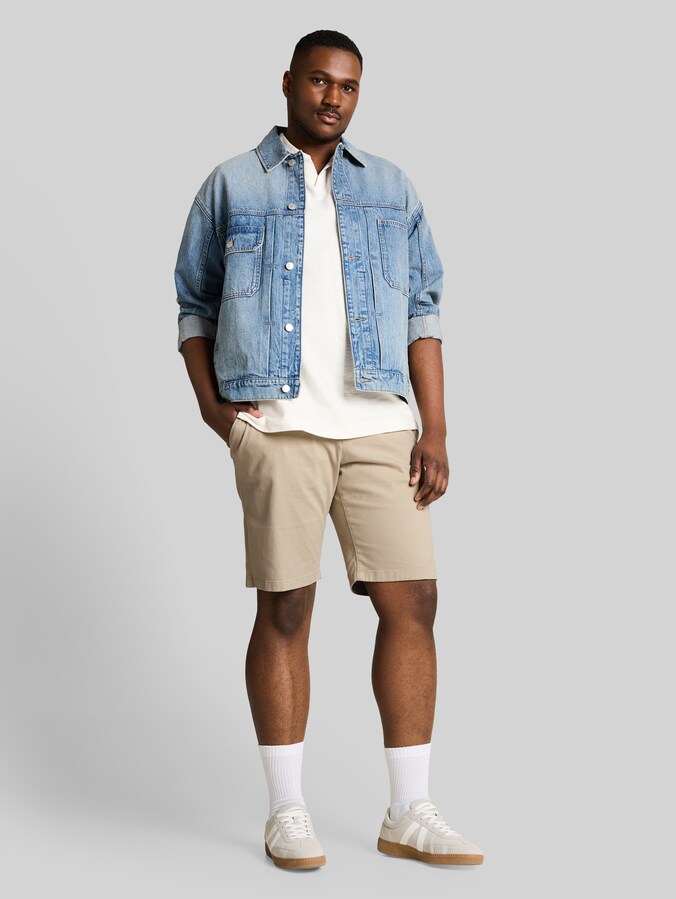 Plus Size - Slim Chino Shorts par Men Plus Size, Cashew Beige