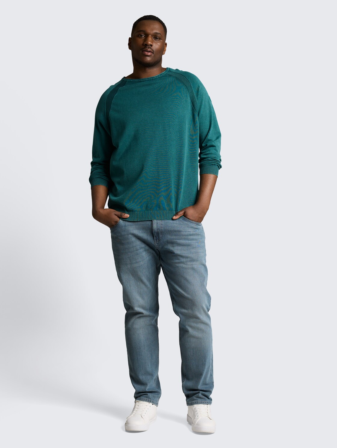 Plus Size - Strickpullover aus Baumwolle - Deep Meadow Green - Model-Vorderansicht