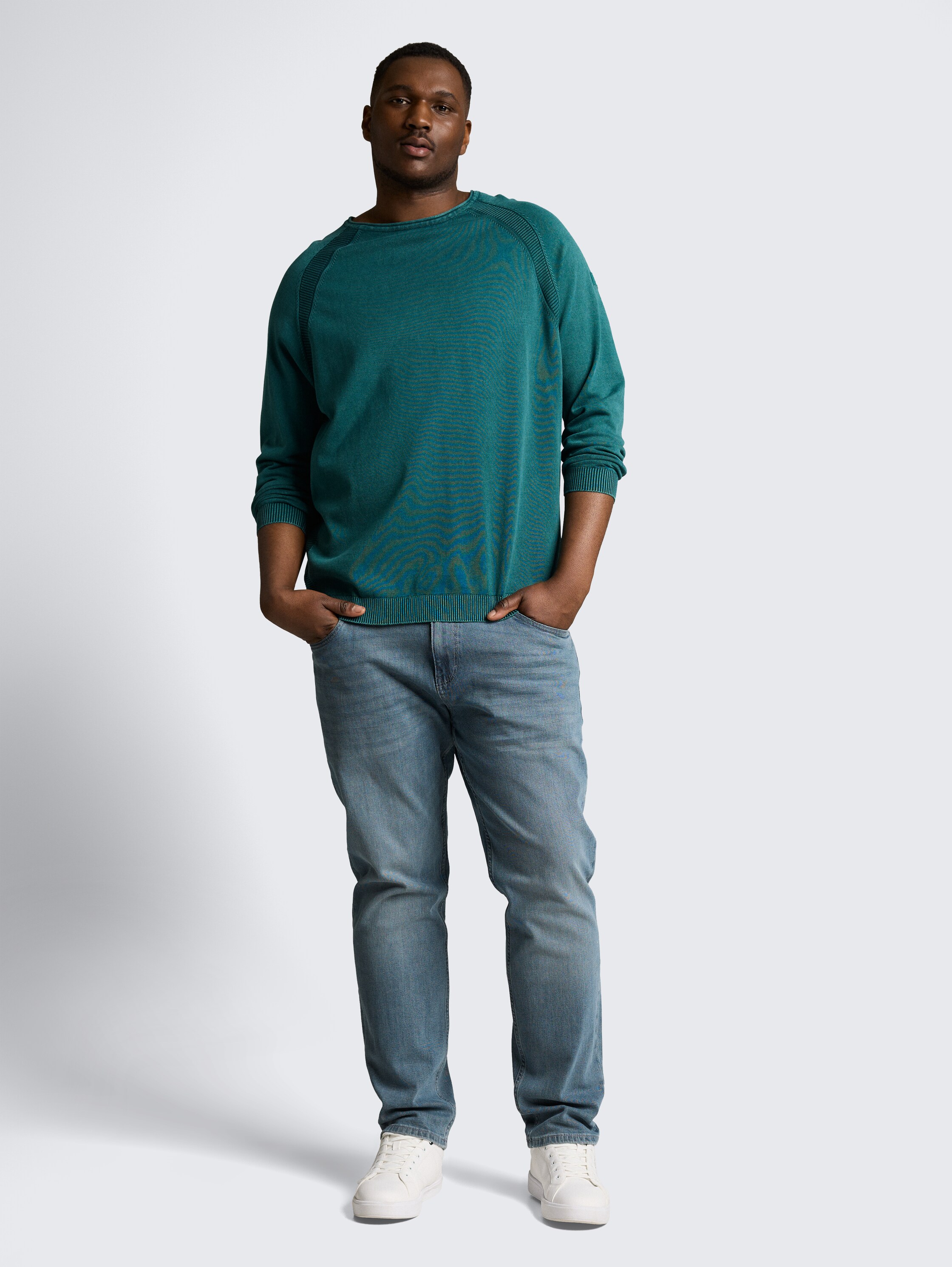 Plus Size - Strickpullover aus Baumwolle - Deep Meadow Green - Model-Vorderansicht