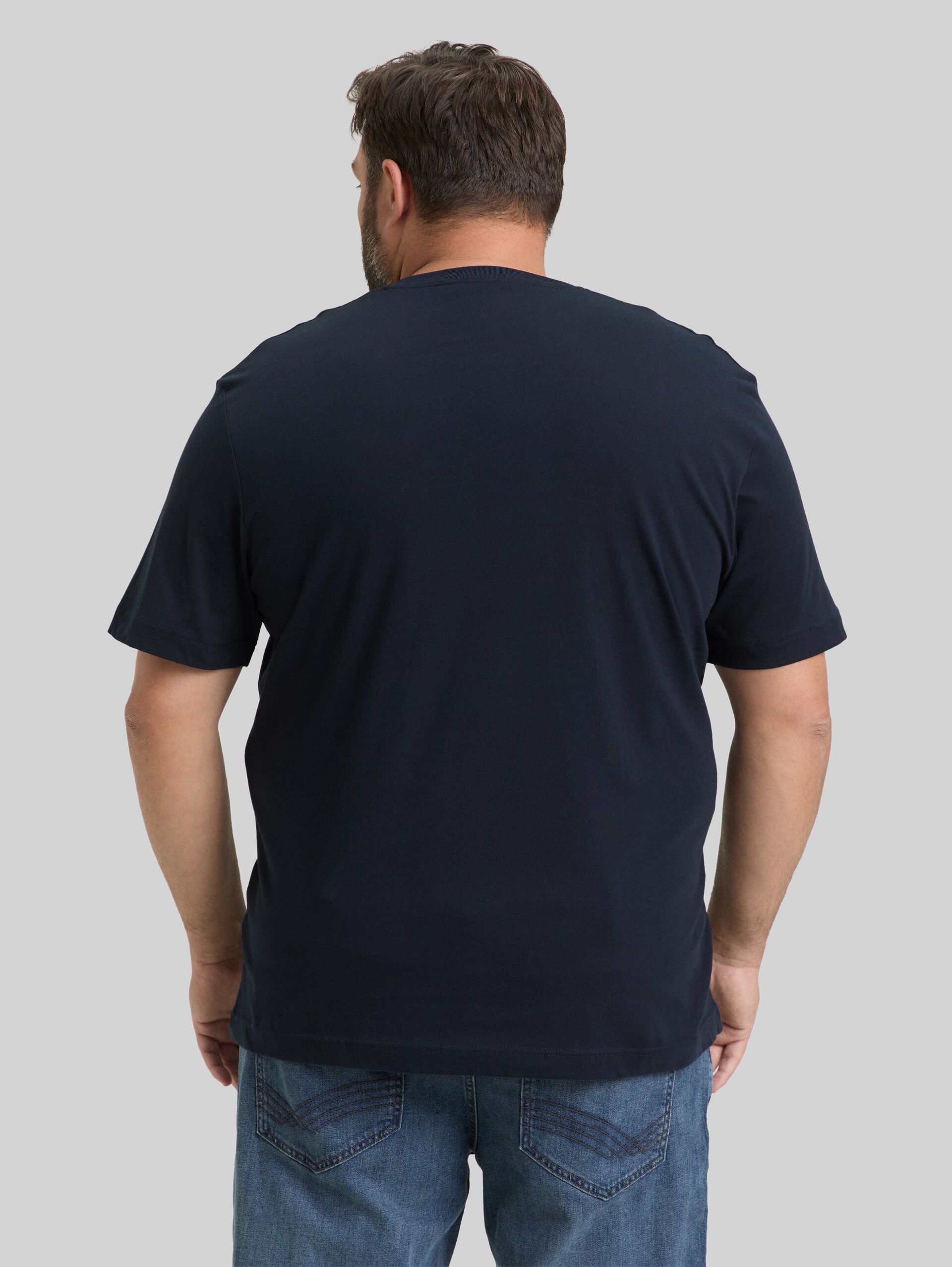 Plus Size - T-shirt with embroidered logo - sky captain blue - Neckline model-back view