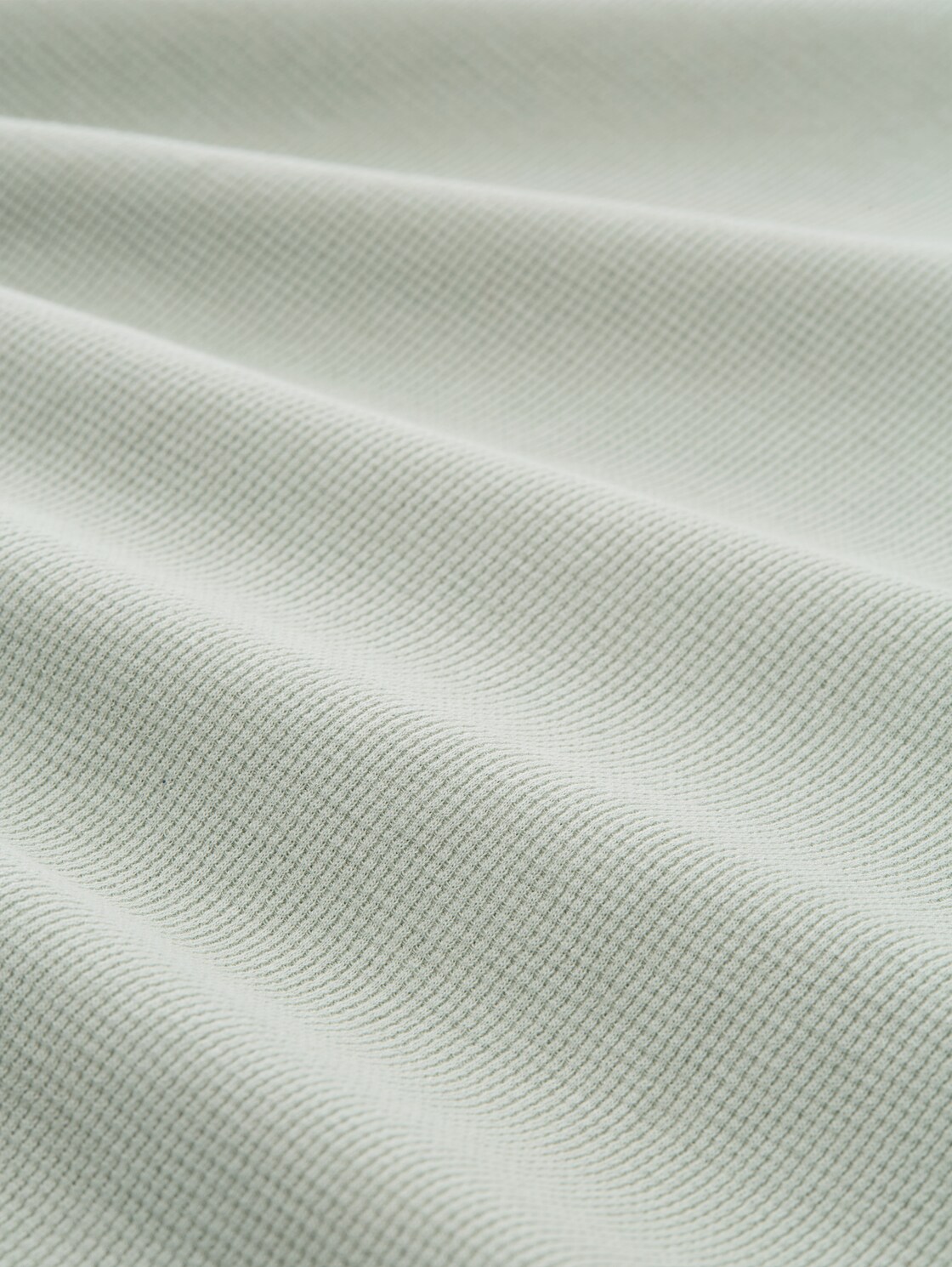 Plus Size - Henley Langarmshirt mit Waffelstruktur - soft greyish green - Material-Ansicht