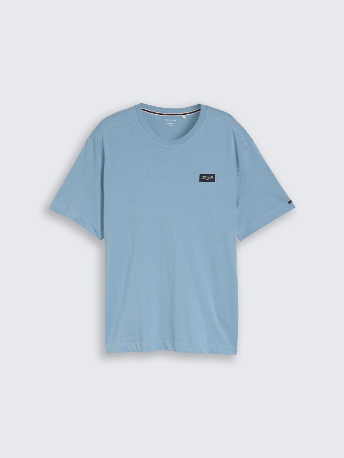 Plus Size - T-Shirt aus Baumwolle mit Logo-Badge - mountain spring blue - Vorder-Produkt-Ansicht