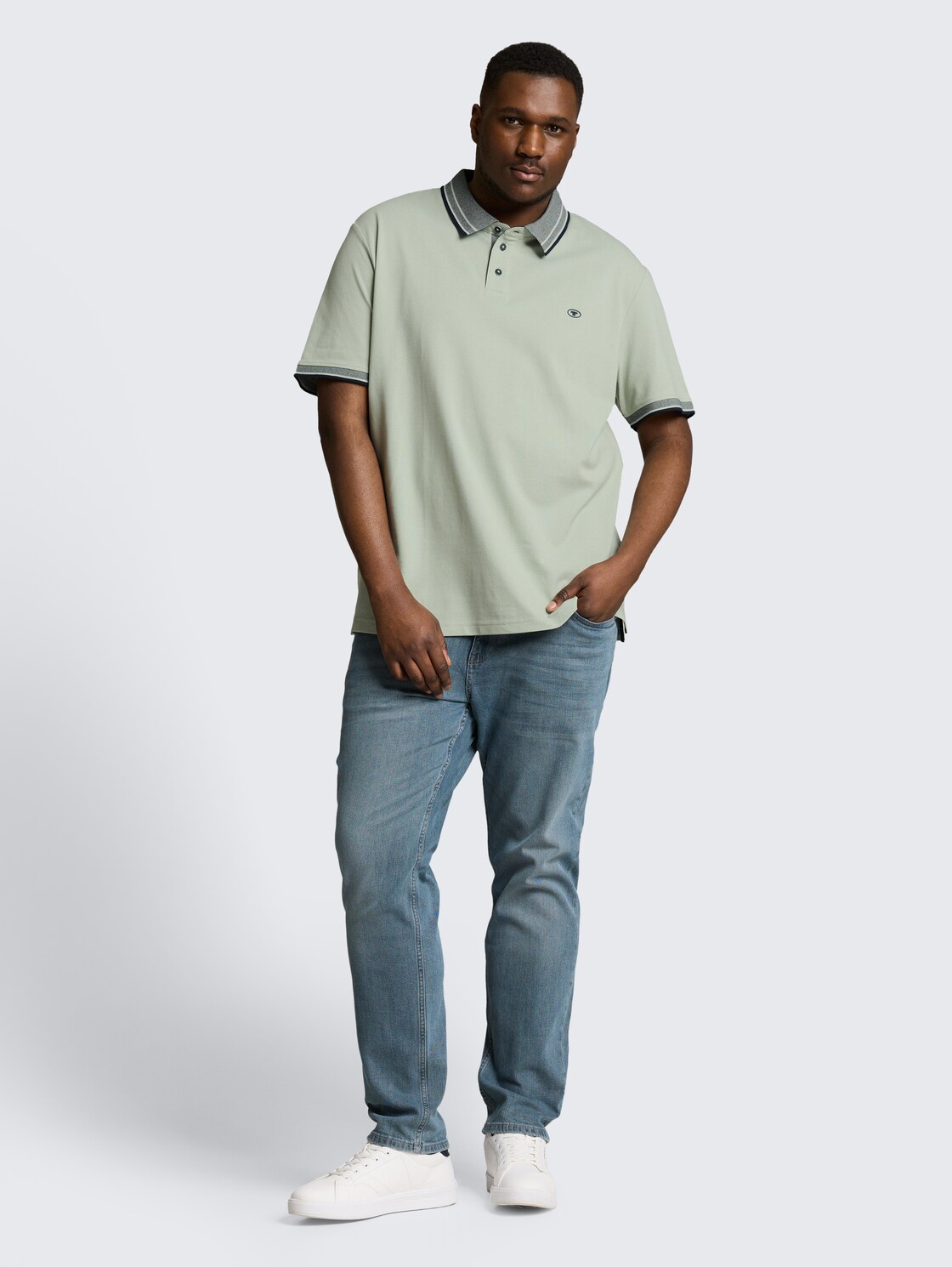 Plus Size - Piqué Poloshirt mit Logo-Print - soft greyish green