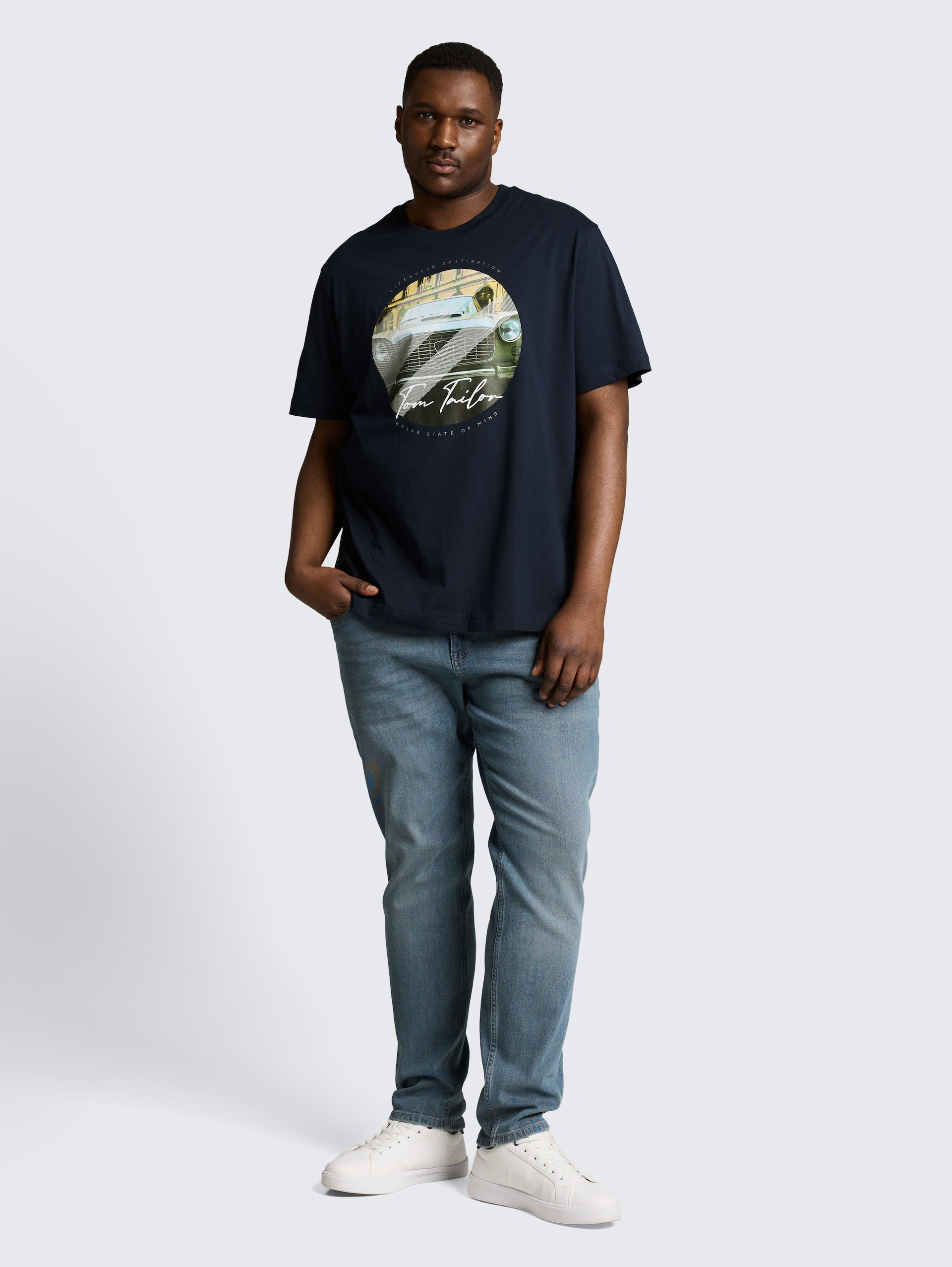 Plus Size - T-shirt with photo print - sky captain blue - Model front view