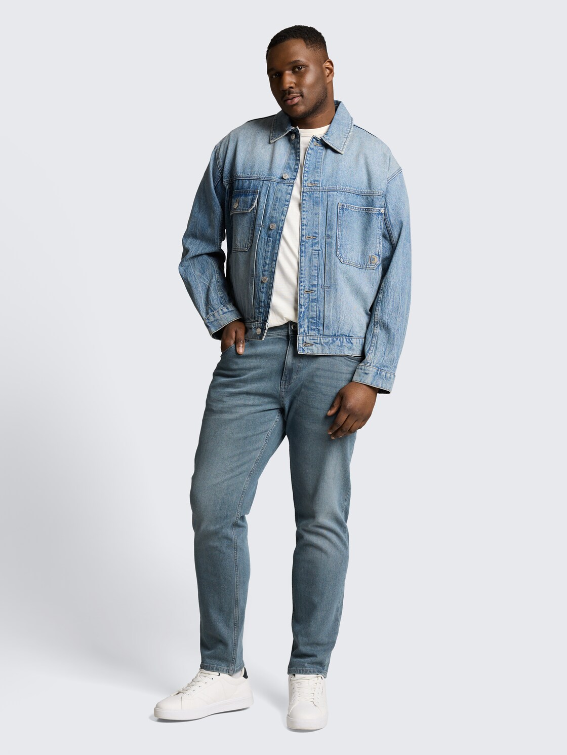 Plus Size - TTPLUS REGULAR Jeans - light stone blue grey denim - Model-Vorderansicht