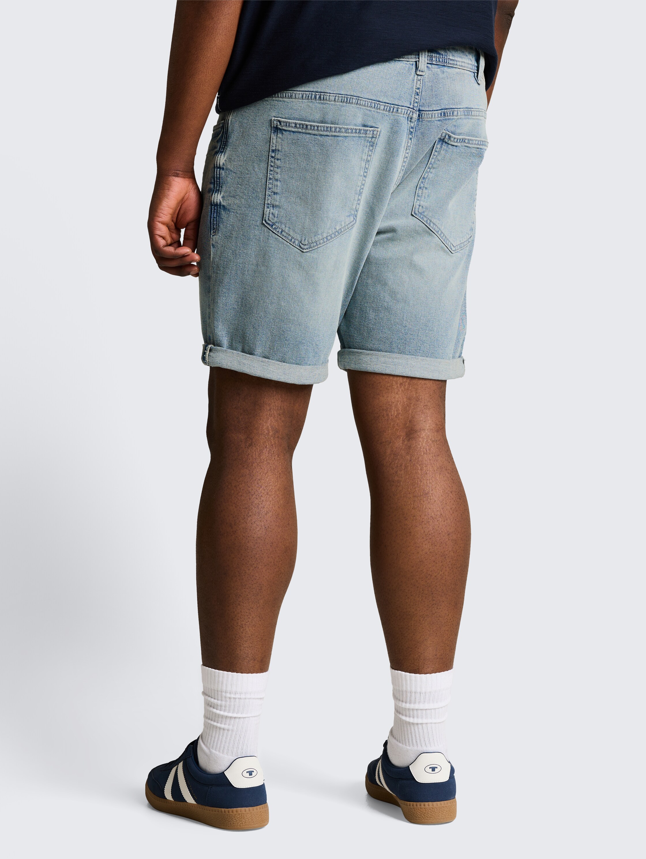 Plus Size - Regular Denim Shorts - light_stone_blue_denim - 