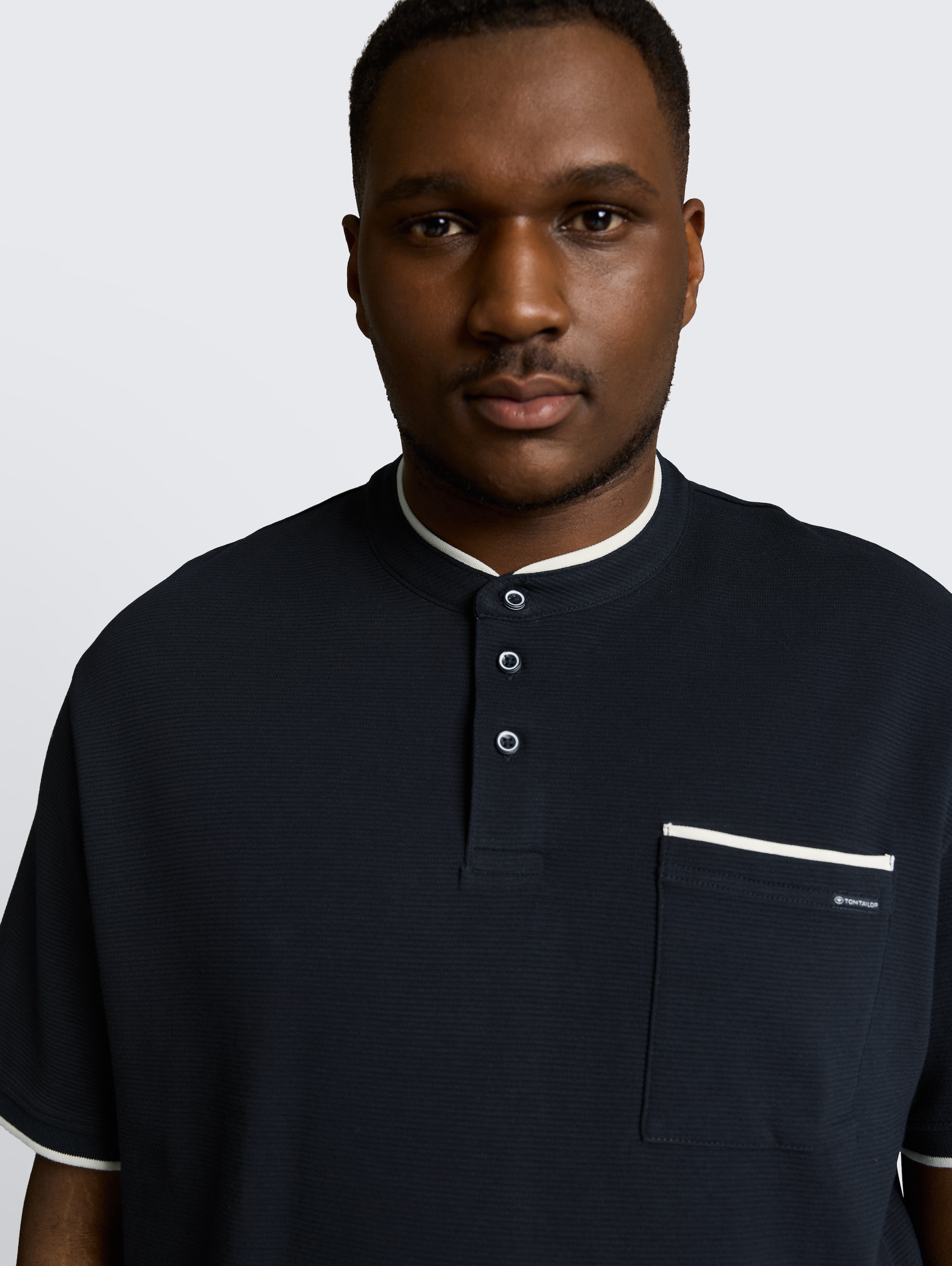 Plus Size - Poloshirt mit Brusttasche - sky_captain_blue_ottoman - 