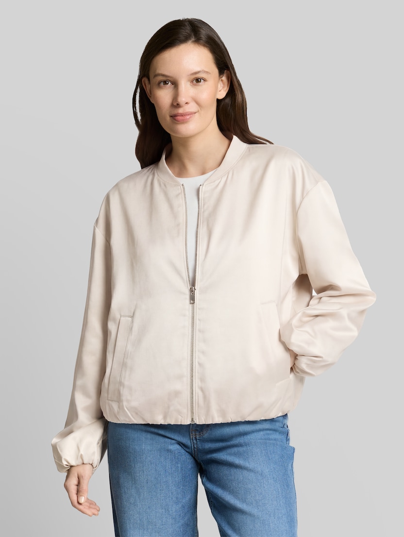 Satin Blouson Jacke mit Bomberkragen von Women, sand stone beige