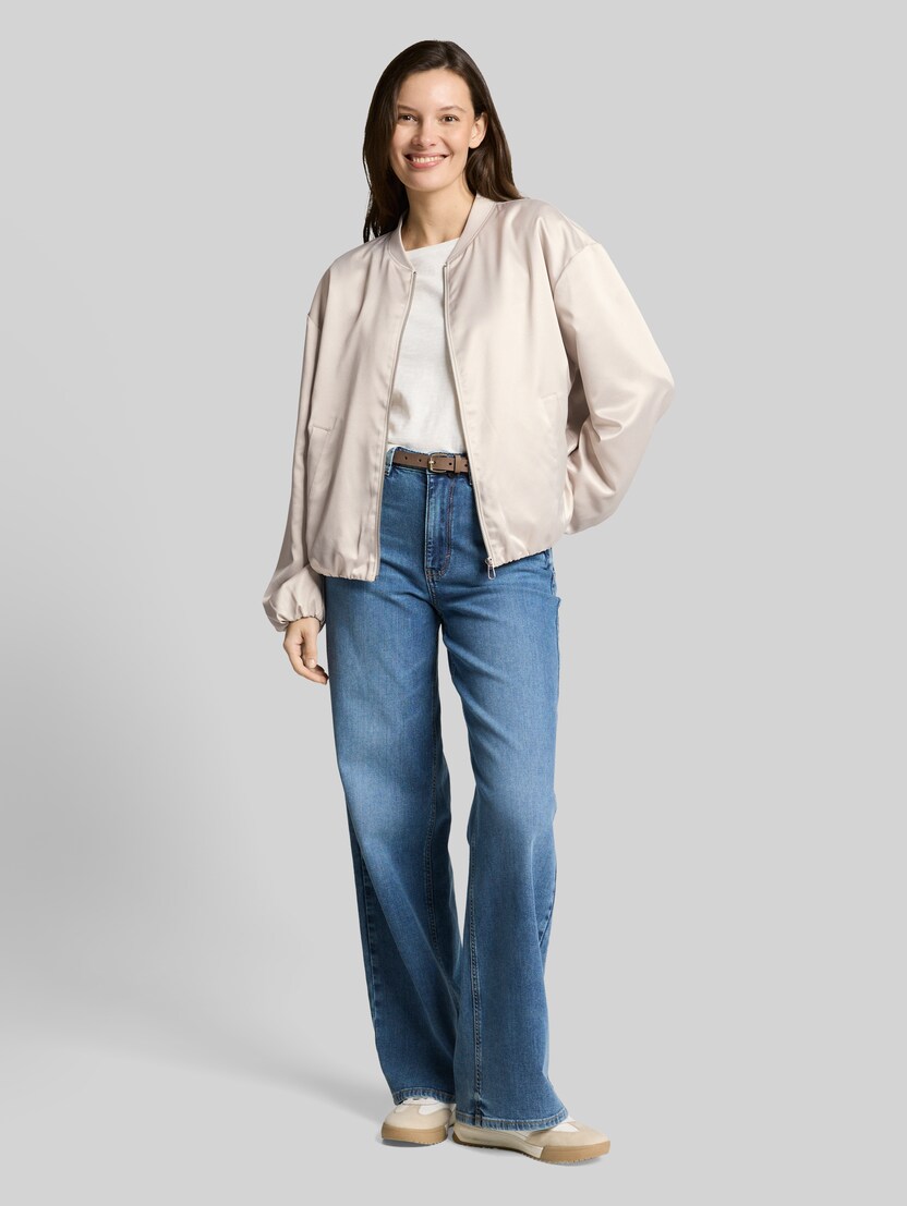Satin Blouson Jacke mit Bomberkragen von Women, sand stone beige