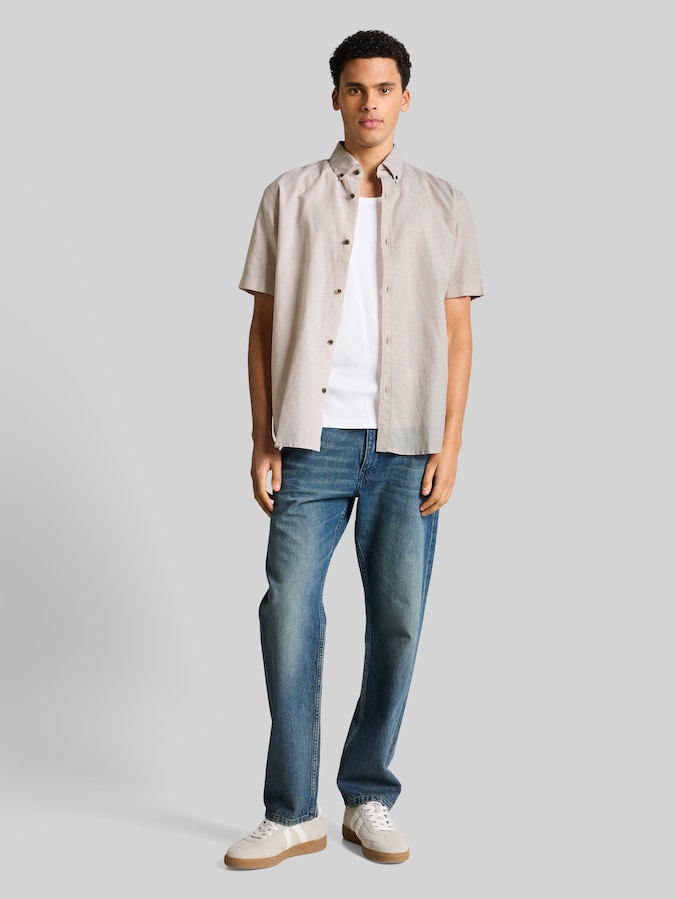 Relaxed fit overhemd met korte mouwen en linnen door Denim Male, muted grey chambray