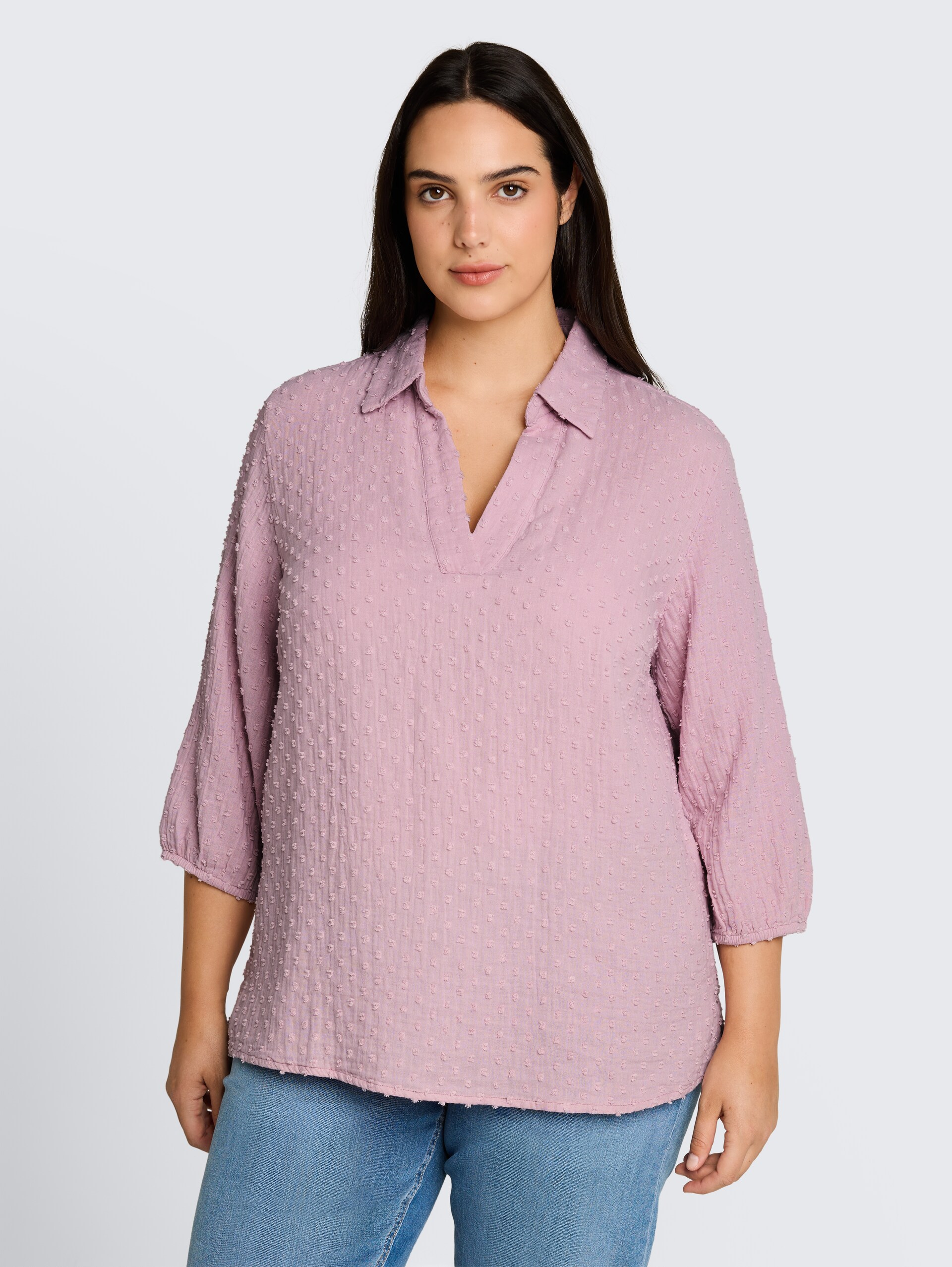 Plus Size - Bluse aus Baumwolle - light elderberry - Ausschnitt Model-Vorderansicht