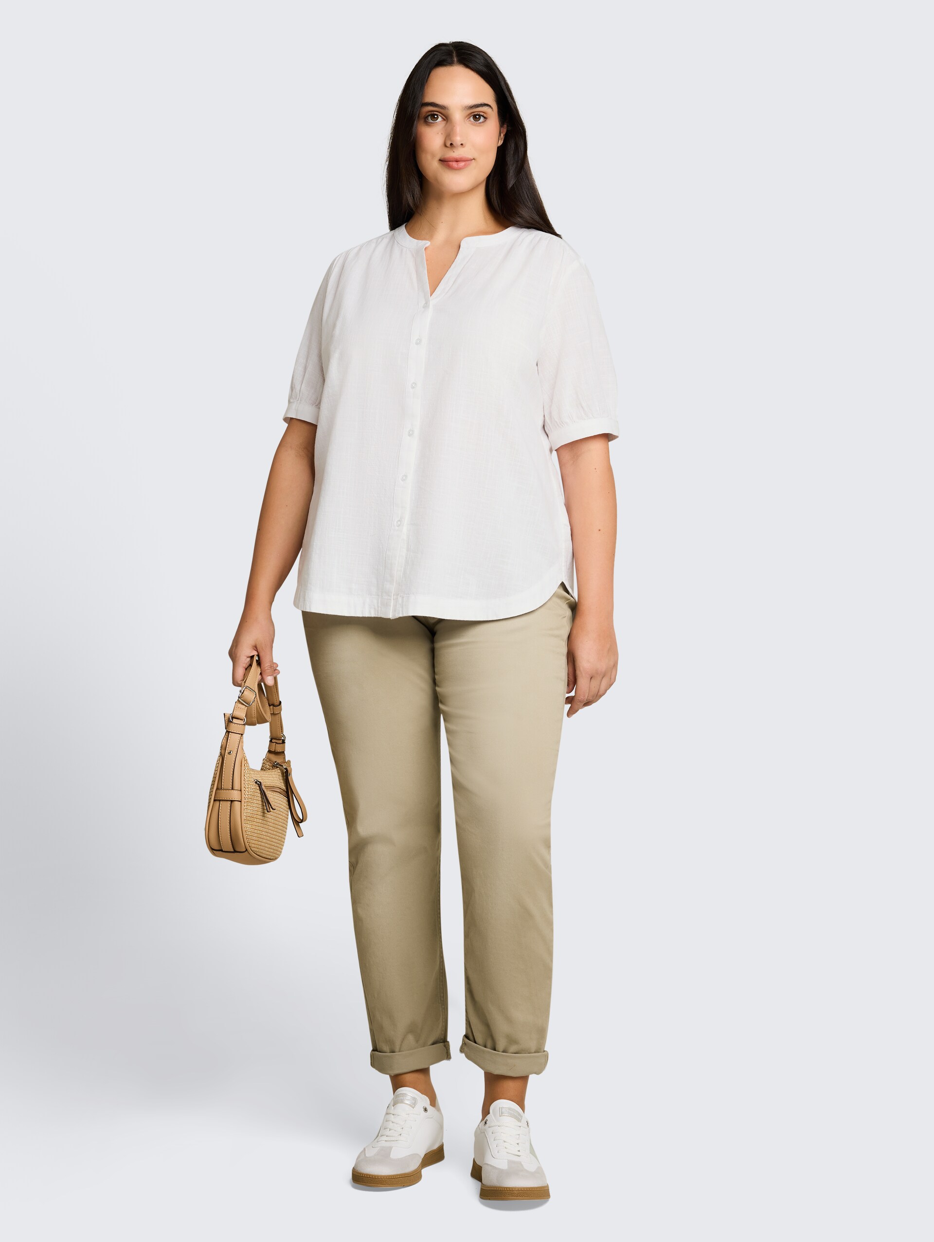 Plus Size - Blouse en coton grande taille - White - Vue de face du modèle