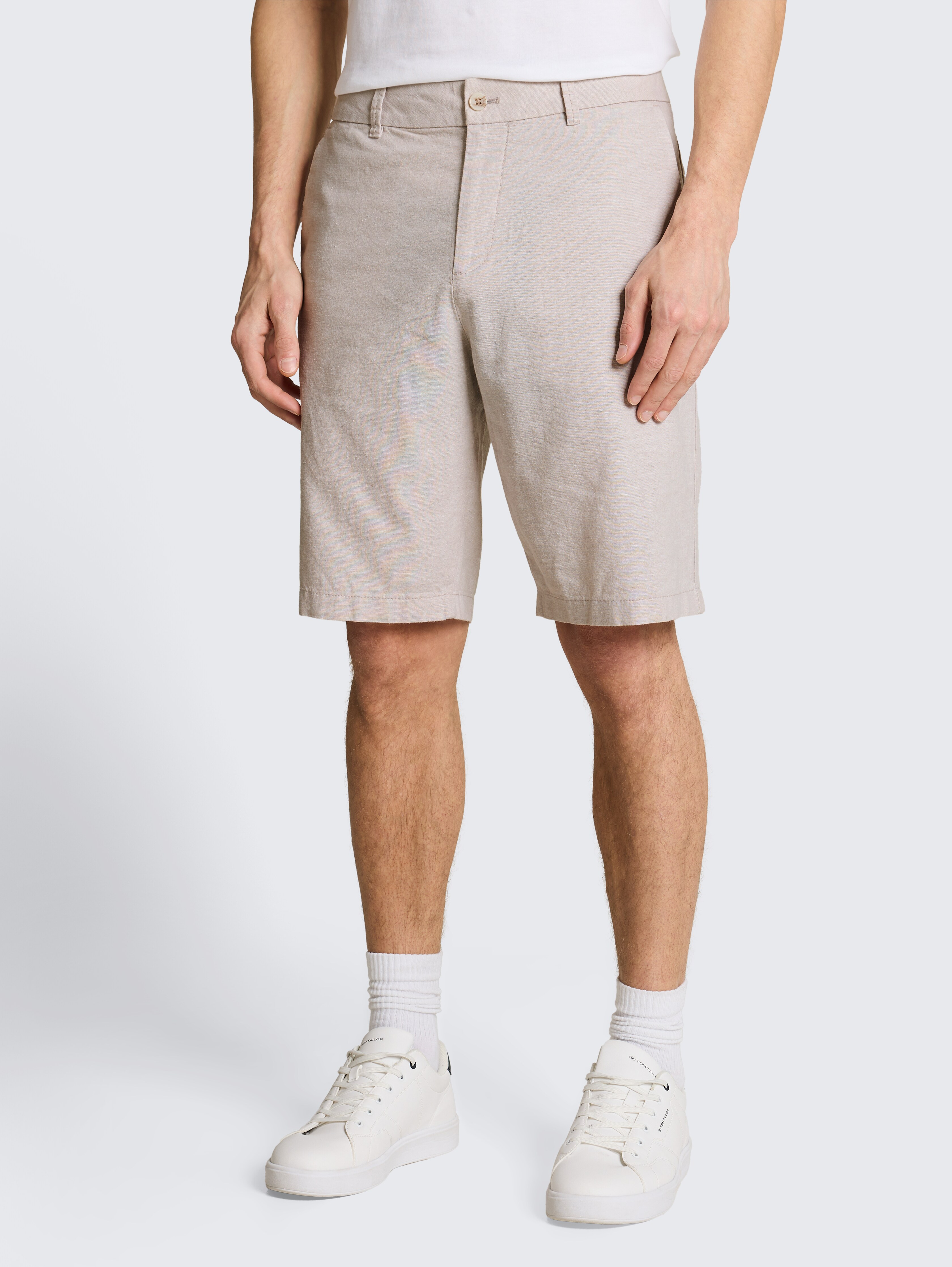 TTRELAXED Chino Shorts mit Leinenanteil von Denim Male, muted grey chambray