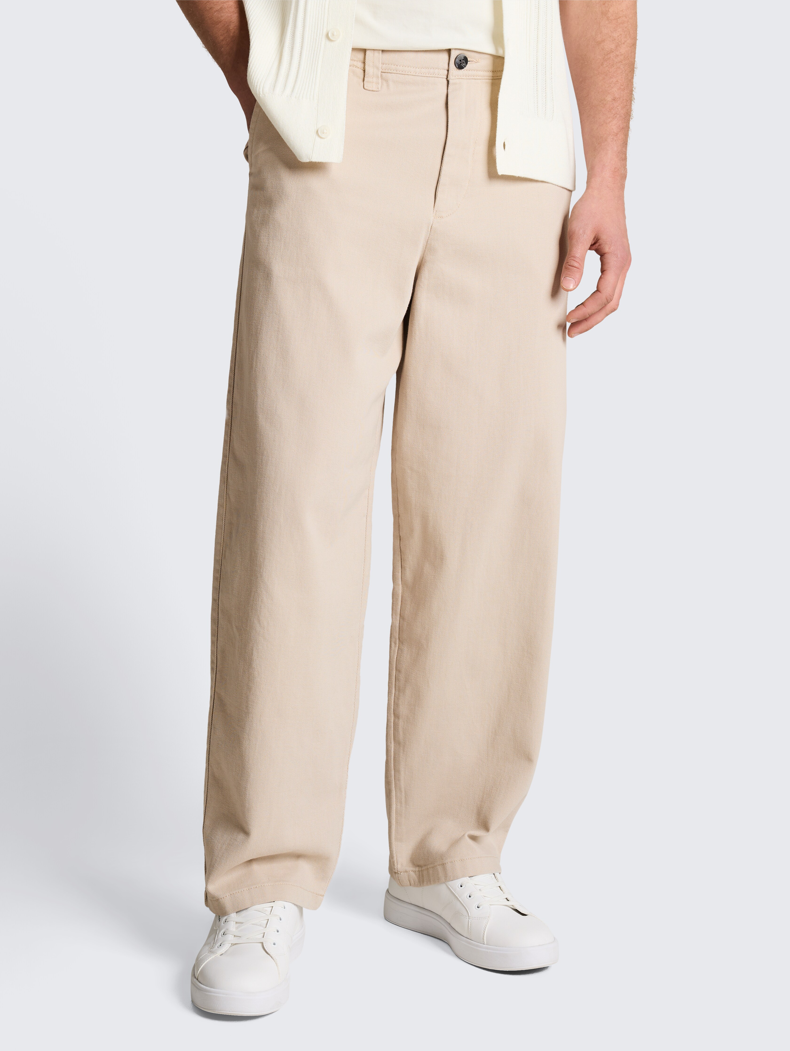 TTLOOSE Chino Hose aus Baumwolle von Denim Male, muted grey