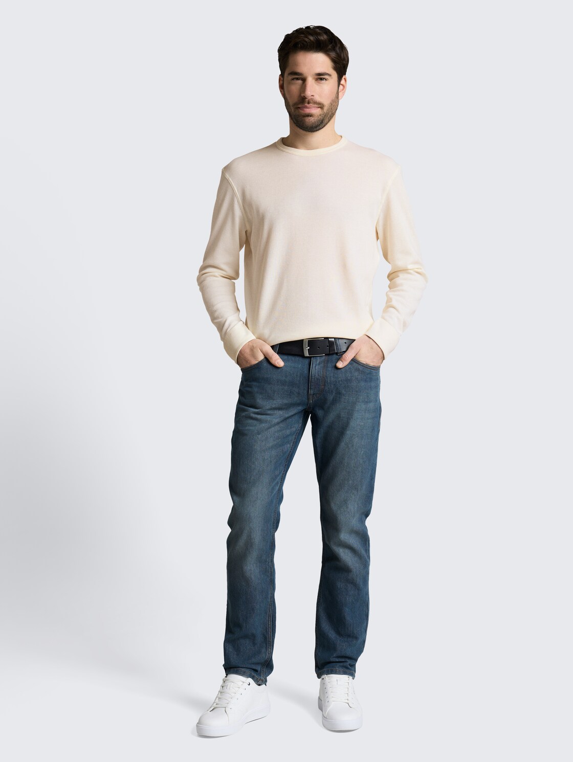 Langarmshirt mit Waffelstruktur - Gardenia White - Model-Vorderansicht