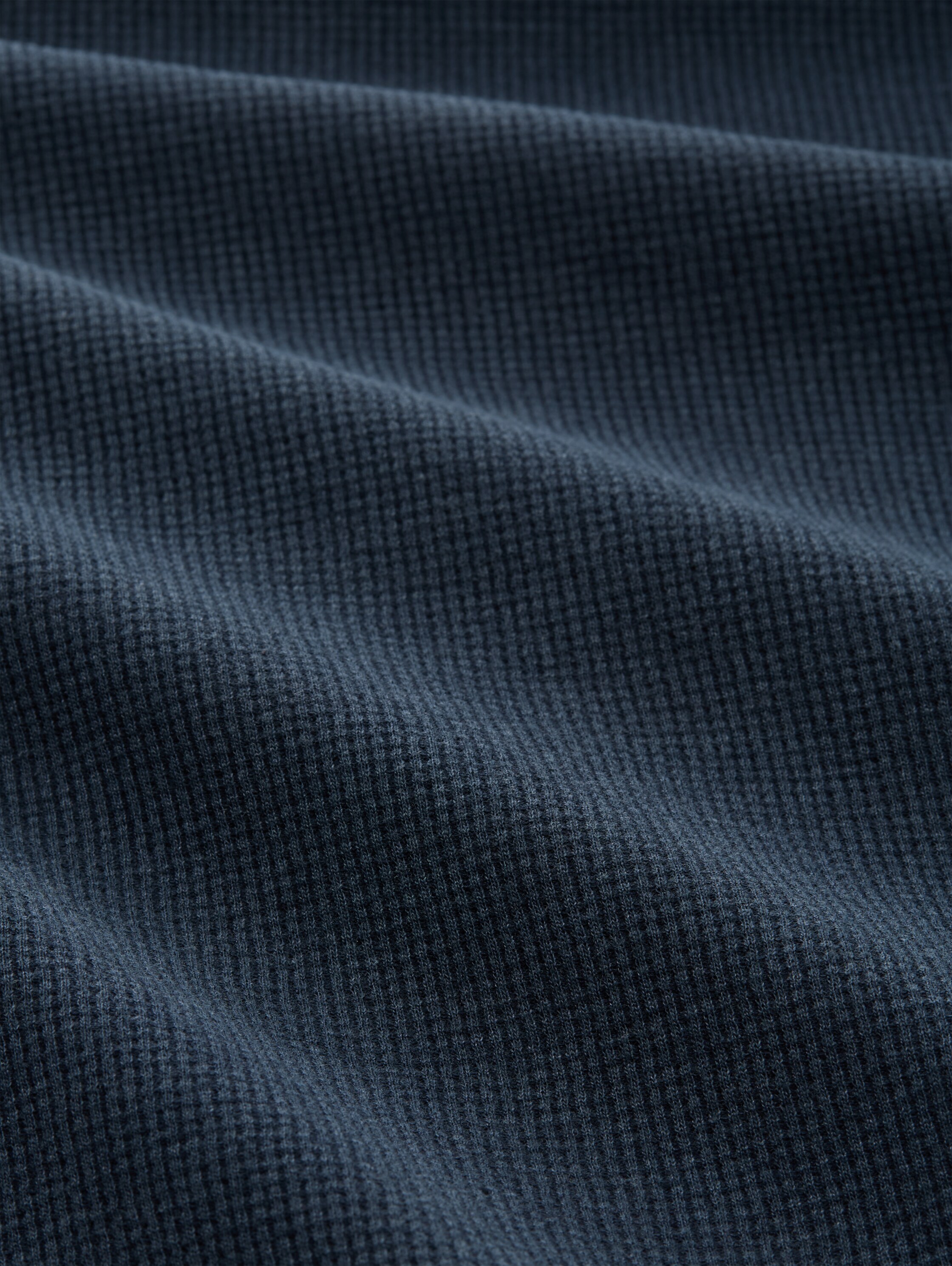 Long-sleeved shirt with waffle texture - sky captain blue - Material view