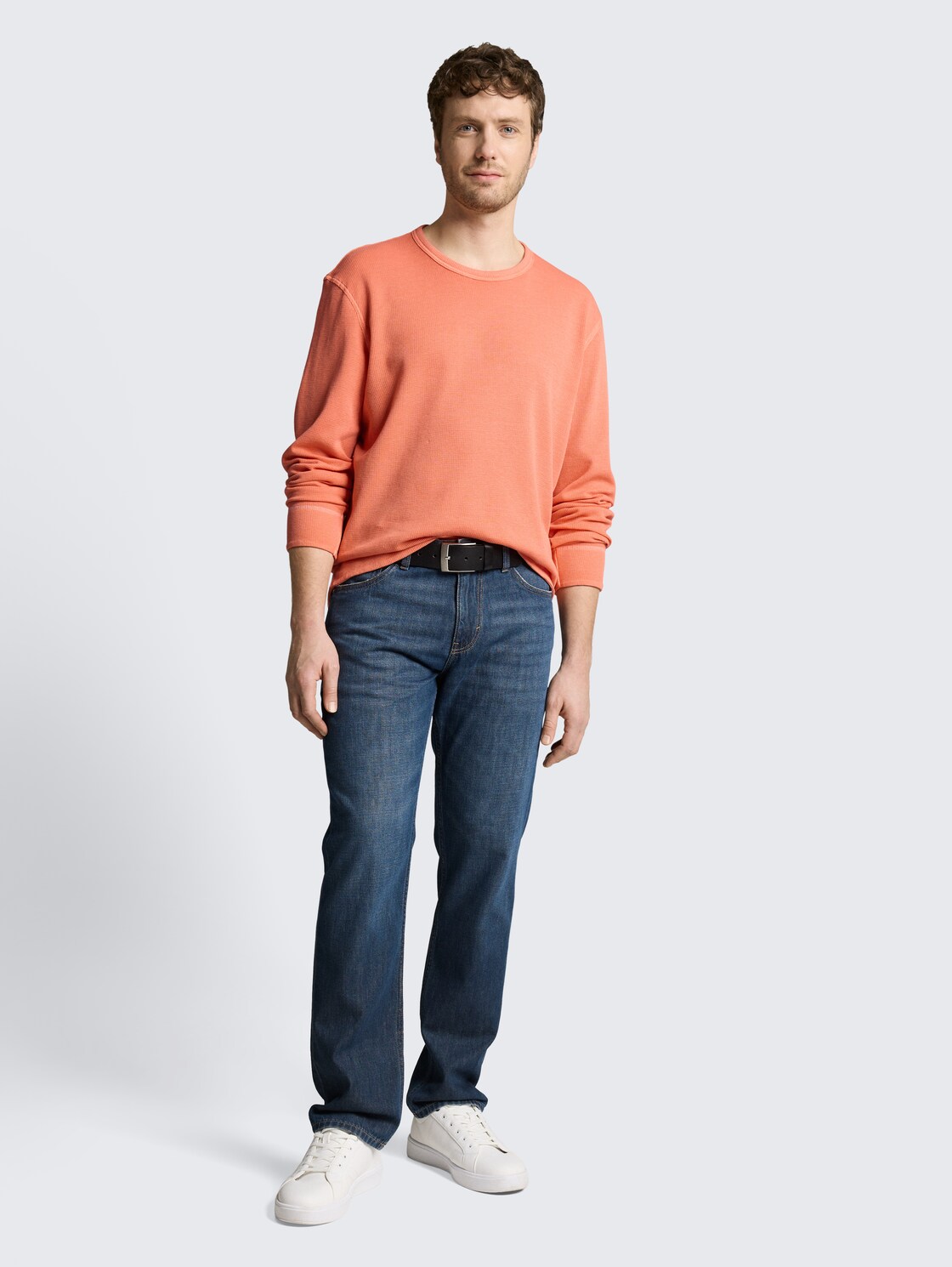 Langarmshirt mit Waffelstruktur - Wild Coral - Model-Vorderansicht