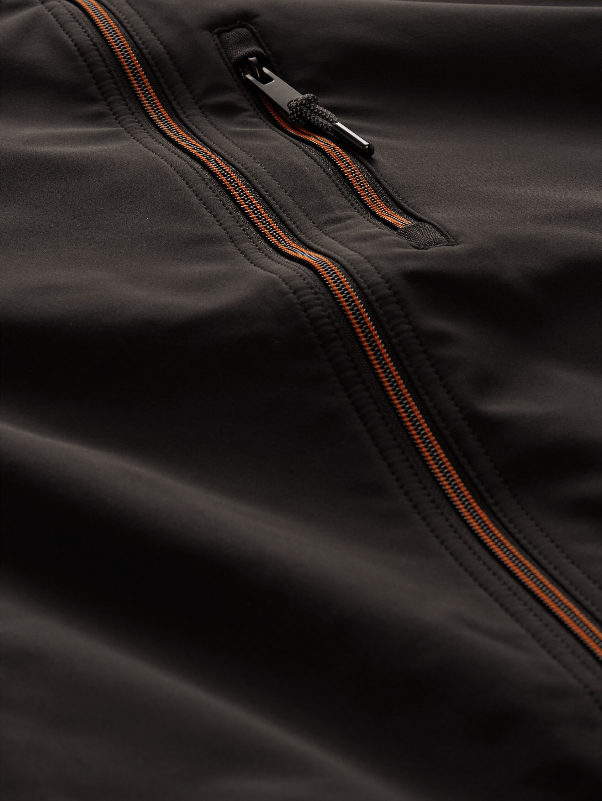 Softshell Jacke mit Stehkragen - Black - Produkt-Detail-Ansicht