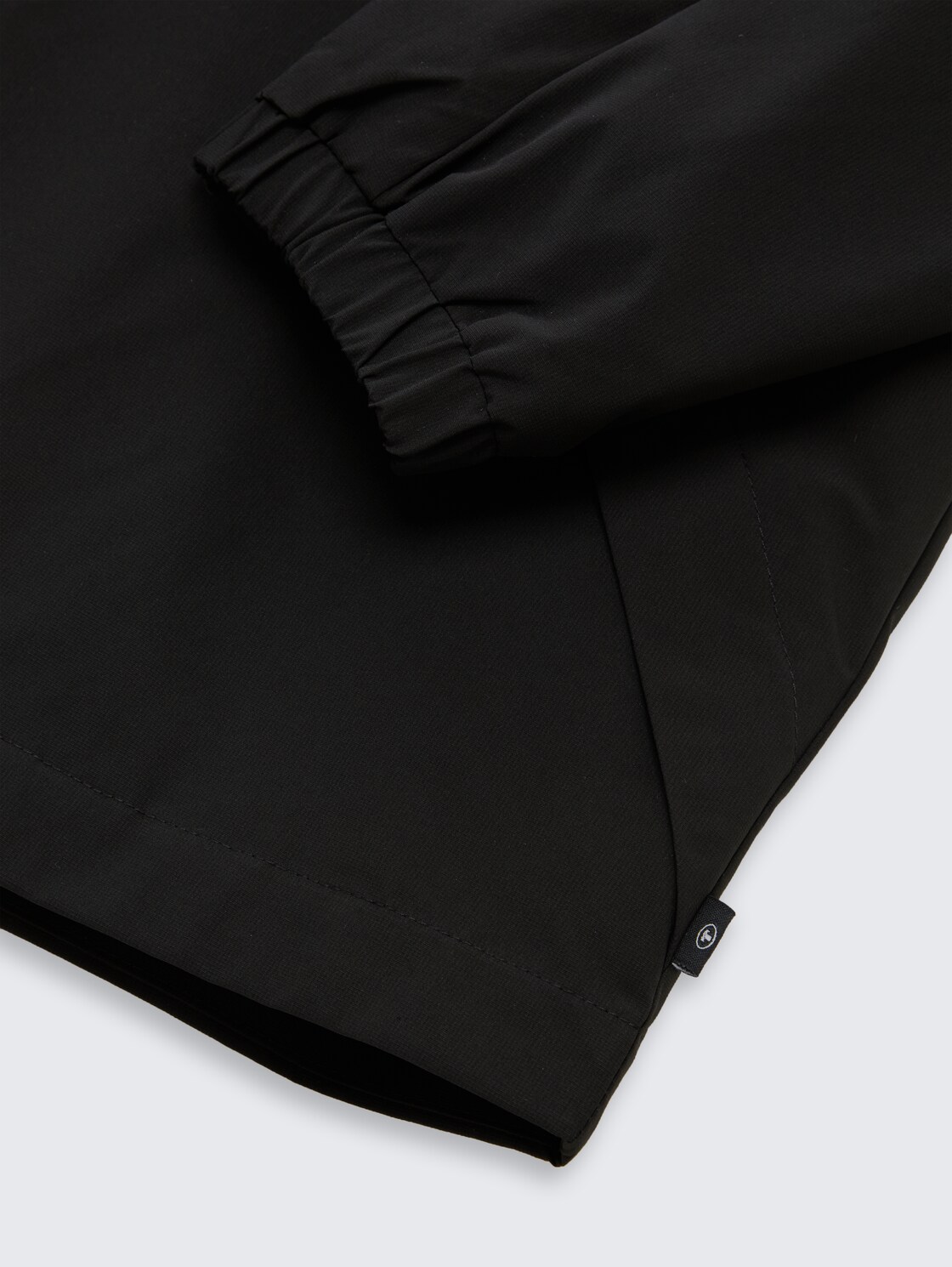 Windbreaker mit Reflektoren - Black - Detail-Model-Ansicht