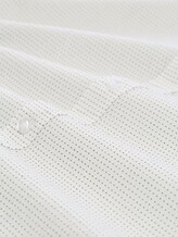 Regular Fit Kurzarmhemd aus Baumwolle - gardenia white dot structure - Material-Ansicht