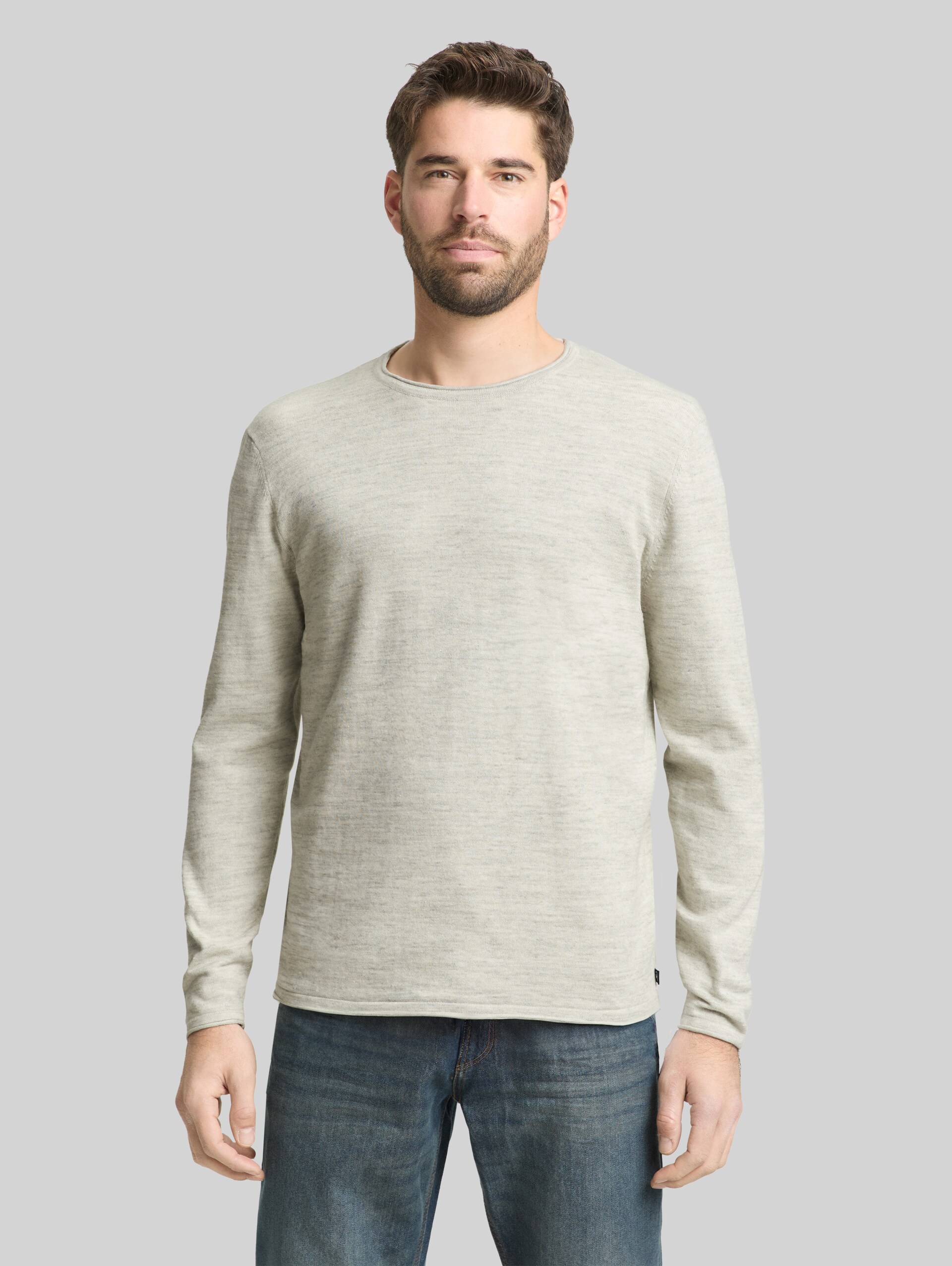 knitted jumper in blended look - olive multicolor space dye - Neckline model front view