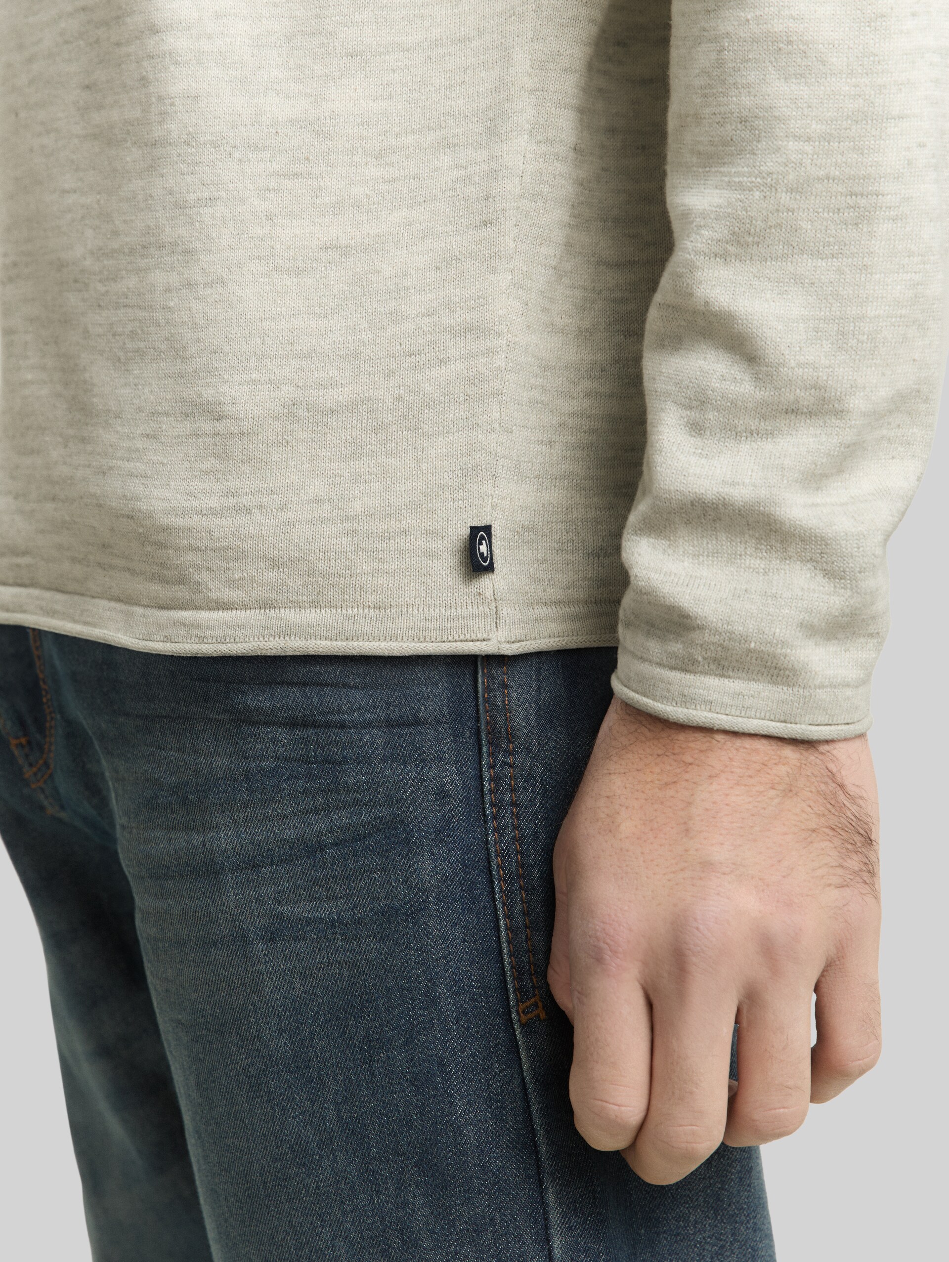 knitted jumper in blended look - olive multicolor space dye - Detail model view