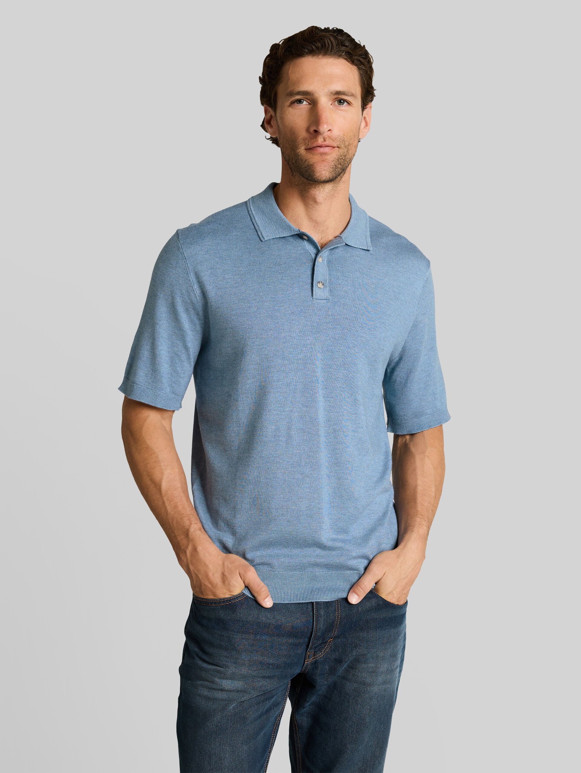 Knitted sweater with a polo collar - mountain spring blue melange - Neckline model front view
