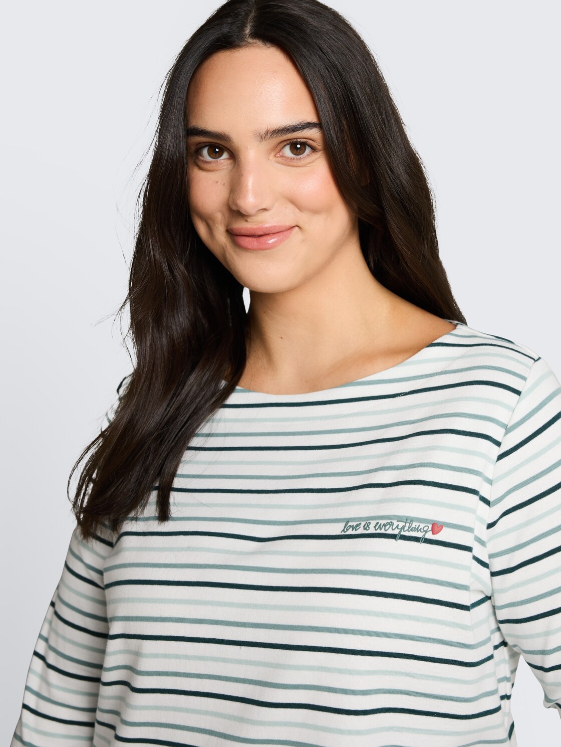 Plus Size - Langarmshirt mit Streifenmuster - blue haze multicolor stripe - Detail-Model-Ansicht