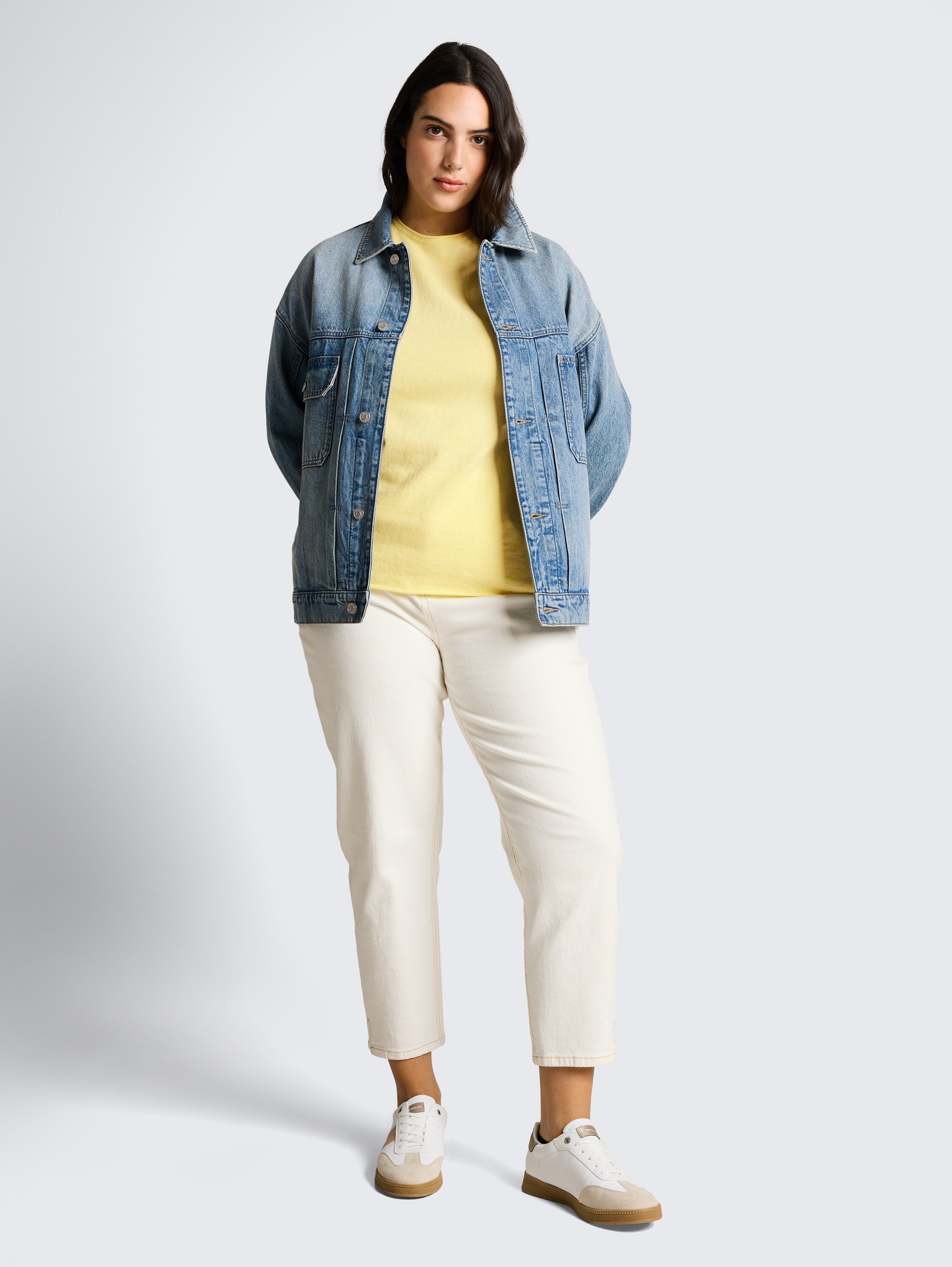 Plus Size - Loose Fit Strickpullover mit Kaschmir-Anteil - soft lemon melange - Model-Vorderansicht