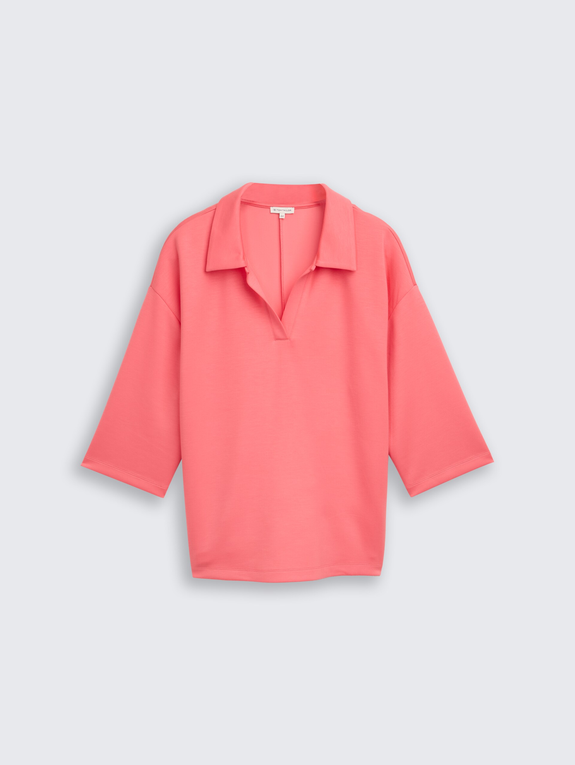 Plus Size - Loose Fit Scuba Langarmshirt mit Polokragen - soft coral pink - Vorder-Produkt-Ansicht