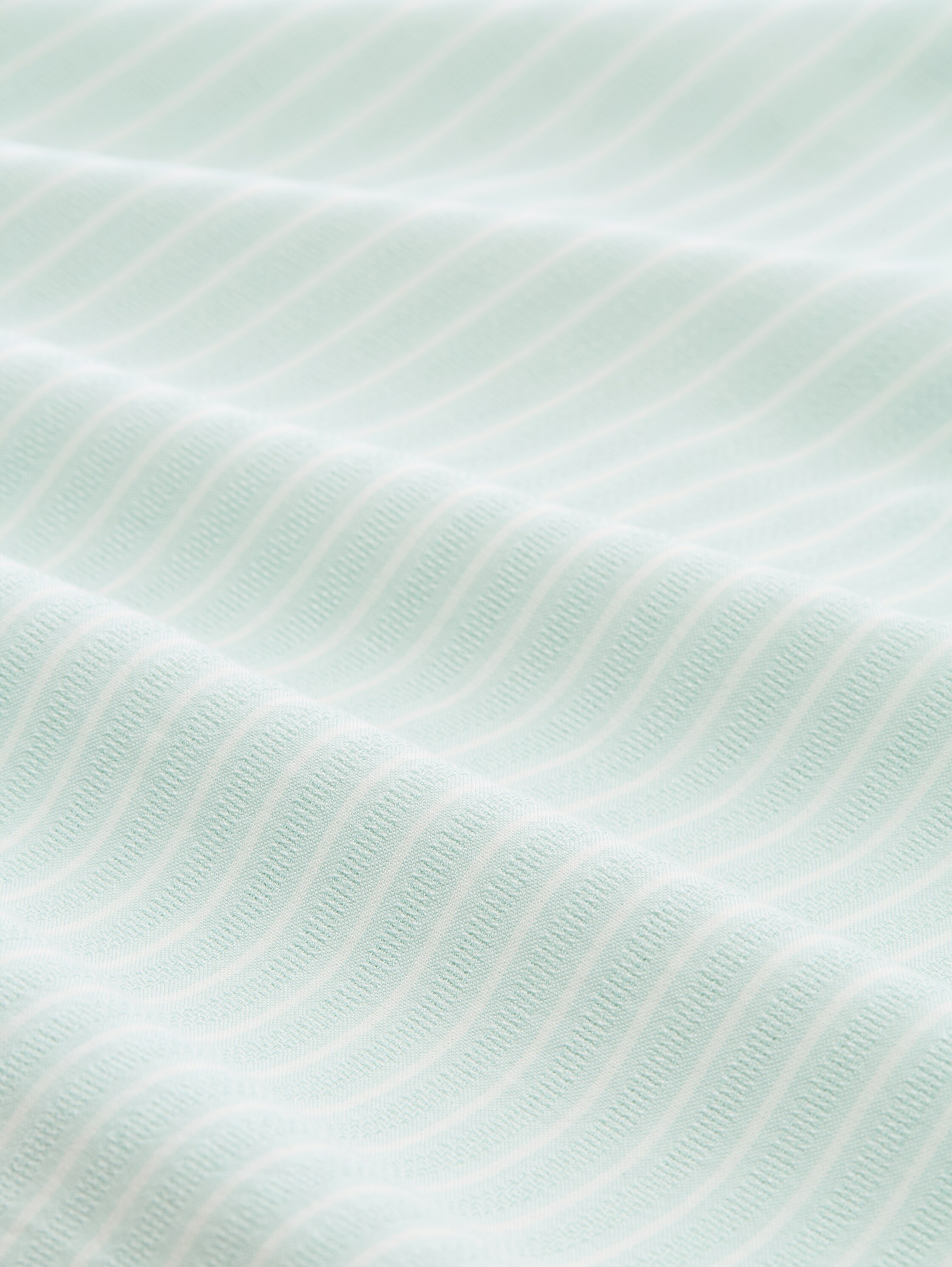 Plus Size - Bluse mit Streifenmuster - blue haze white stripe - Material-Ansicht