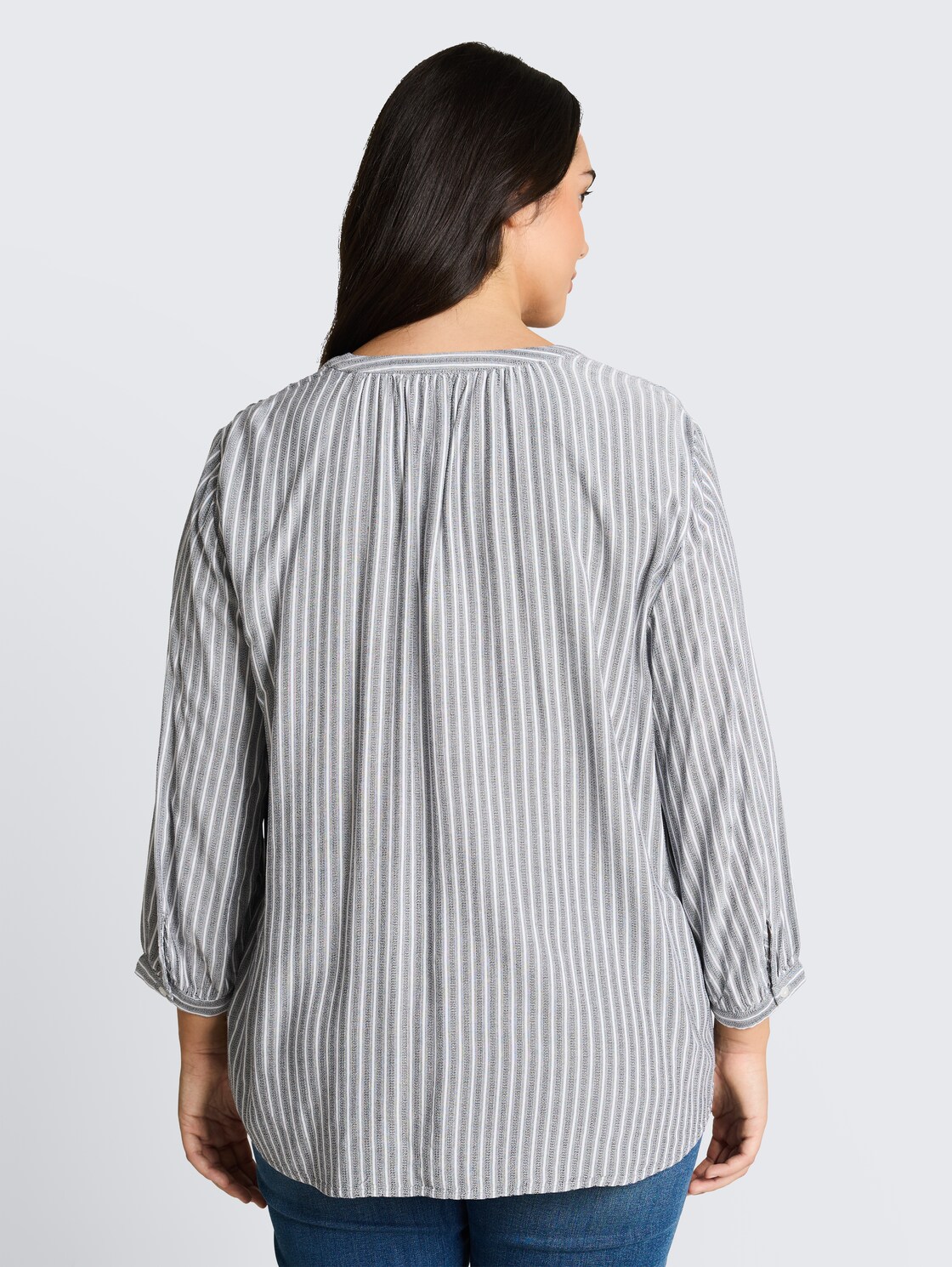 Plus Size - Bluse mit Streifenmuster - navy white stripe - Auschnitt Model-Rückansicht
